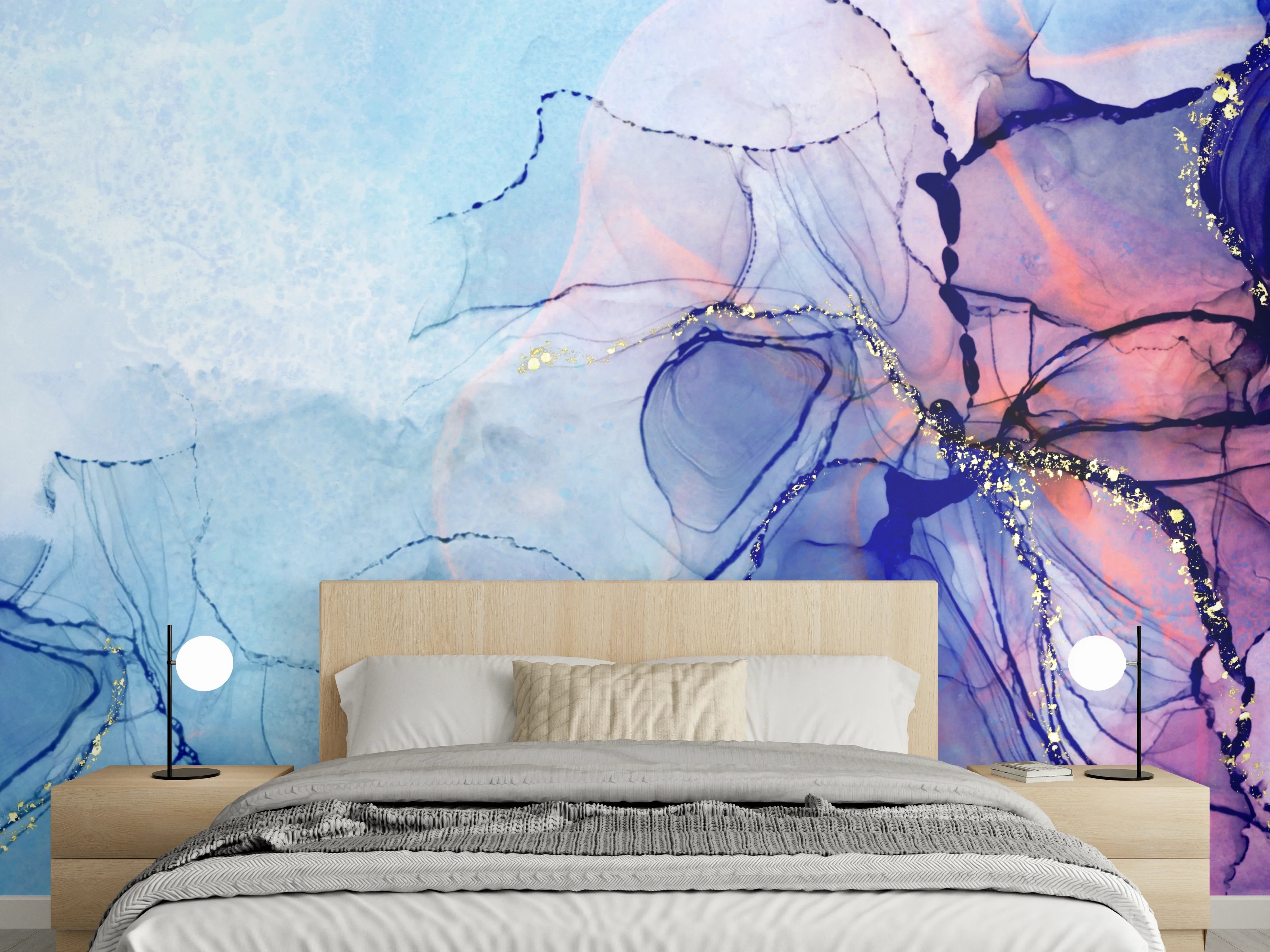 Wandverkleidung Schlafzimmer - Aquarell-Optik Blau Lila mit Gold-Akzent
