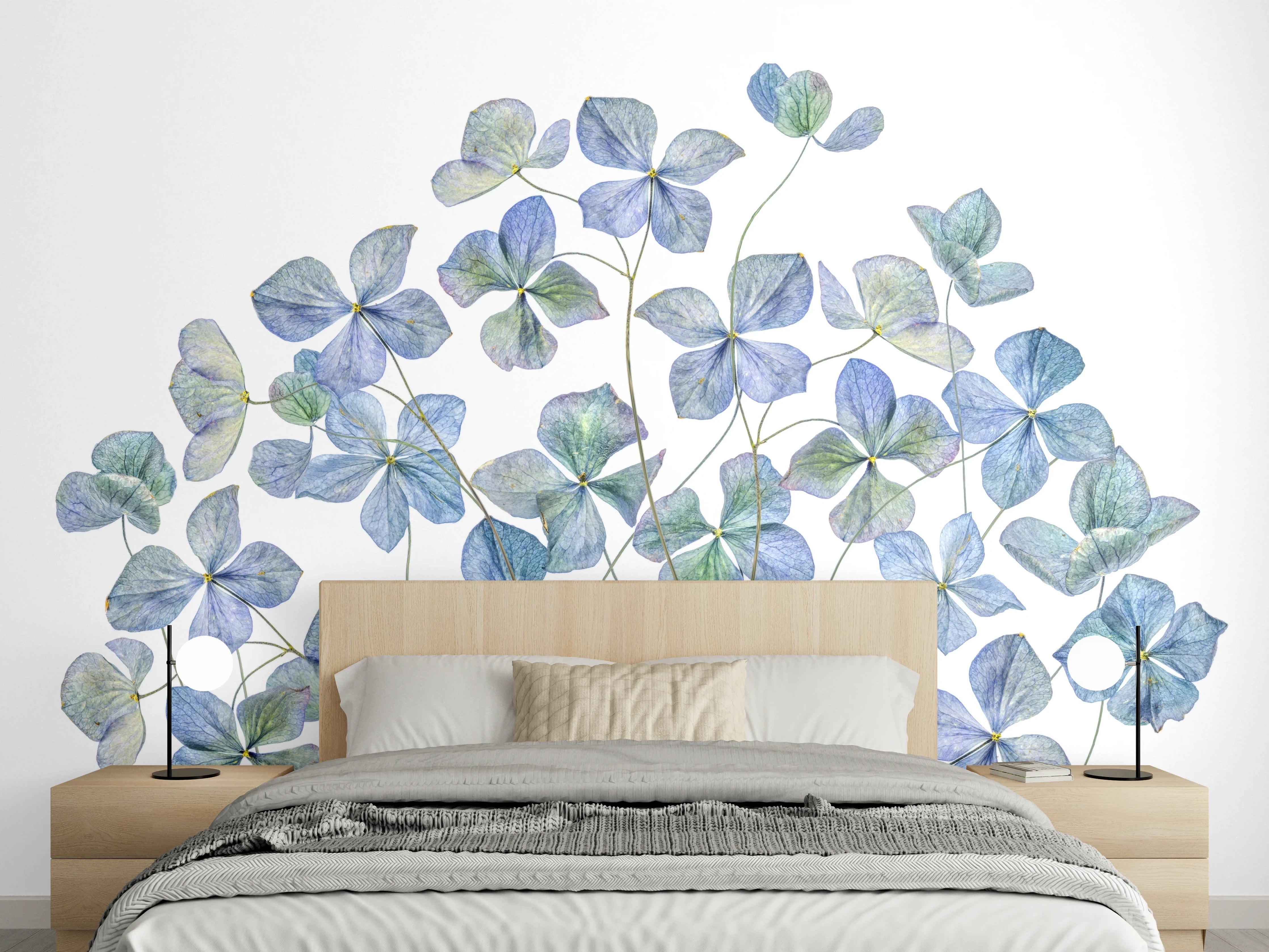 Wandverkleidung Schlafzimmer - Aquarellblaue Blüten Illustration