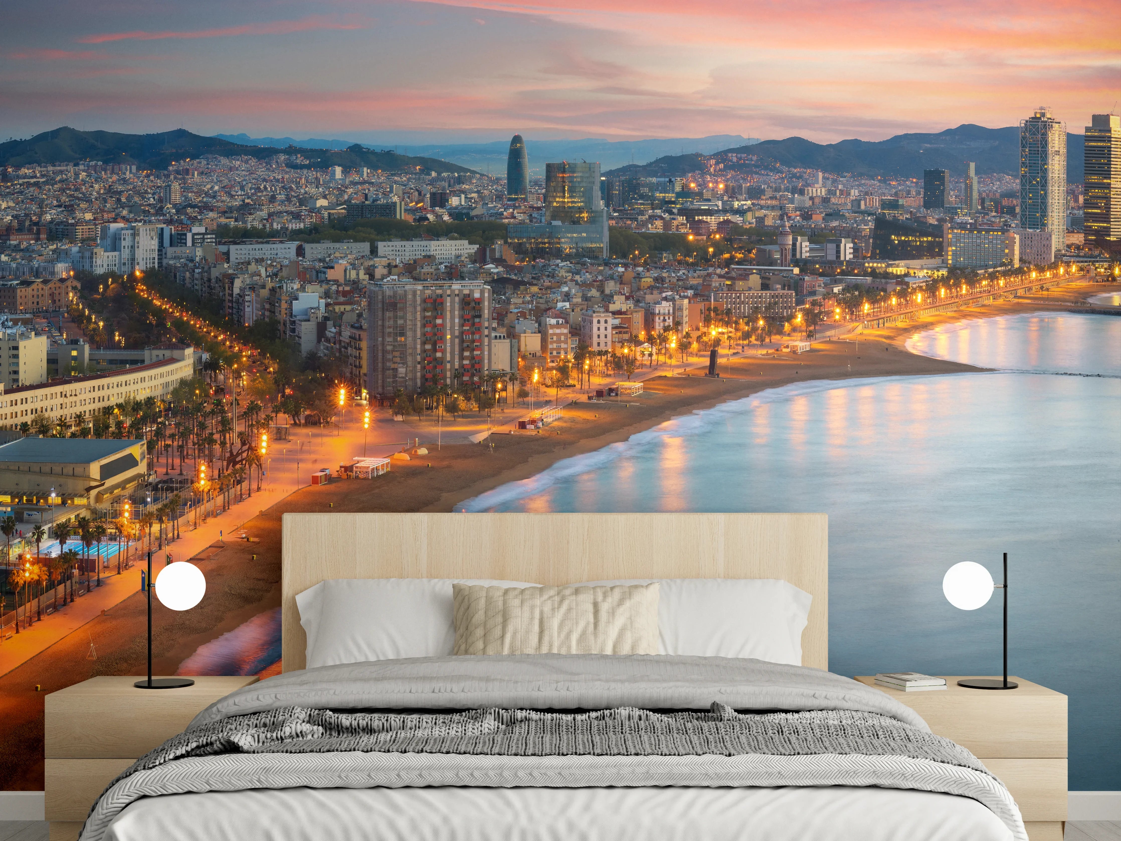 Wandverkleidung Schlafzimmer - Barcelona Skyline bei Sonnenuntergang Panorama
