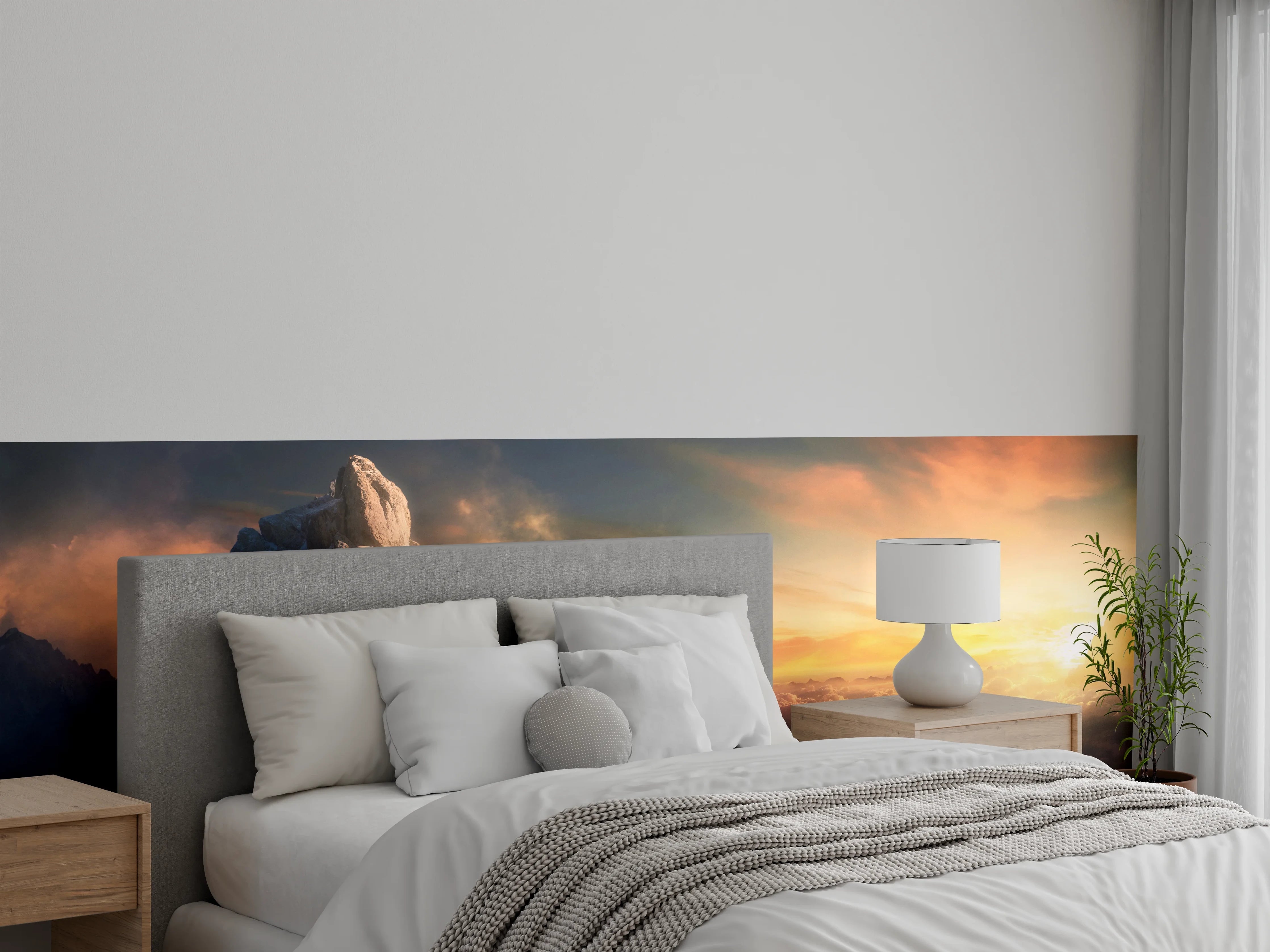 Wandverkleidung Schlafzimmer - Berggipfel im Sonnenmeer Panorama