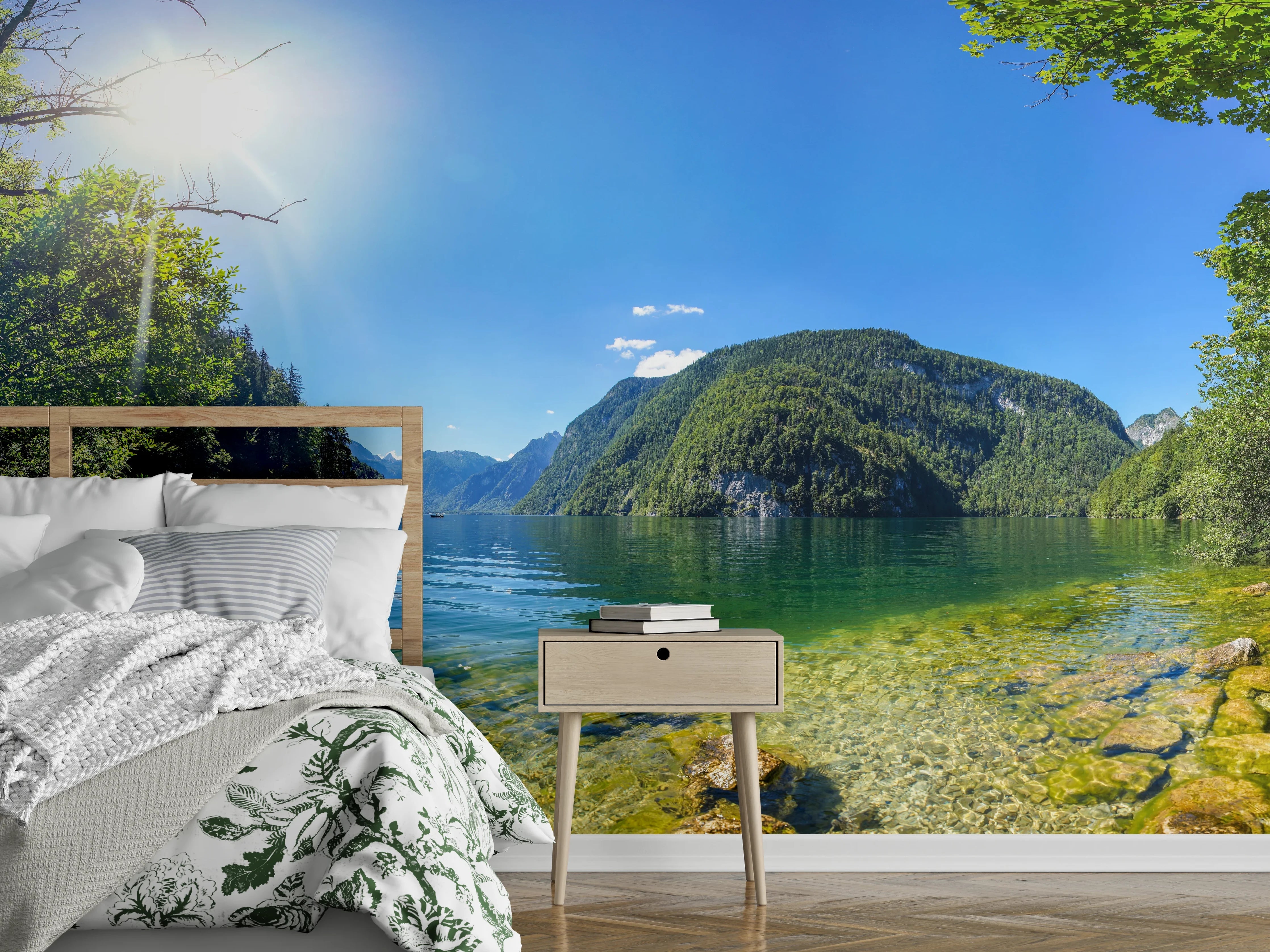 Wandverkleidung Schlafzimmer - Bergsee-Panorama Sonnenlicht