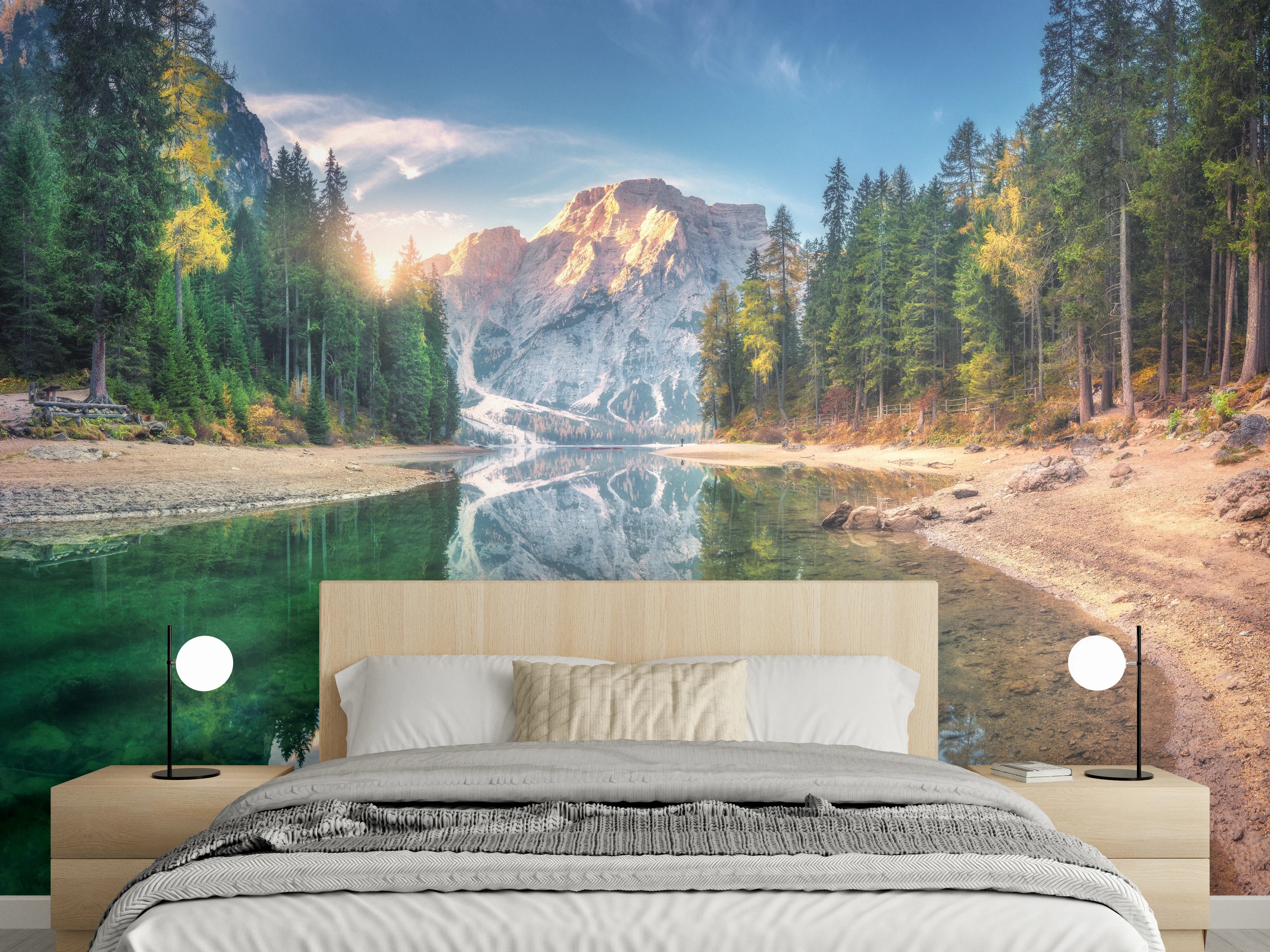 Wandverkleidung Schlafzimmer - Bergsee Panorama im Morgengrauen