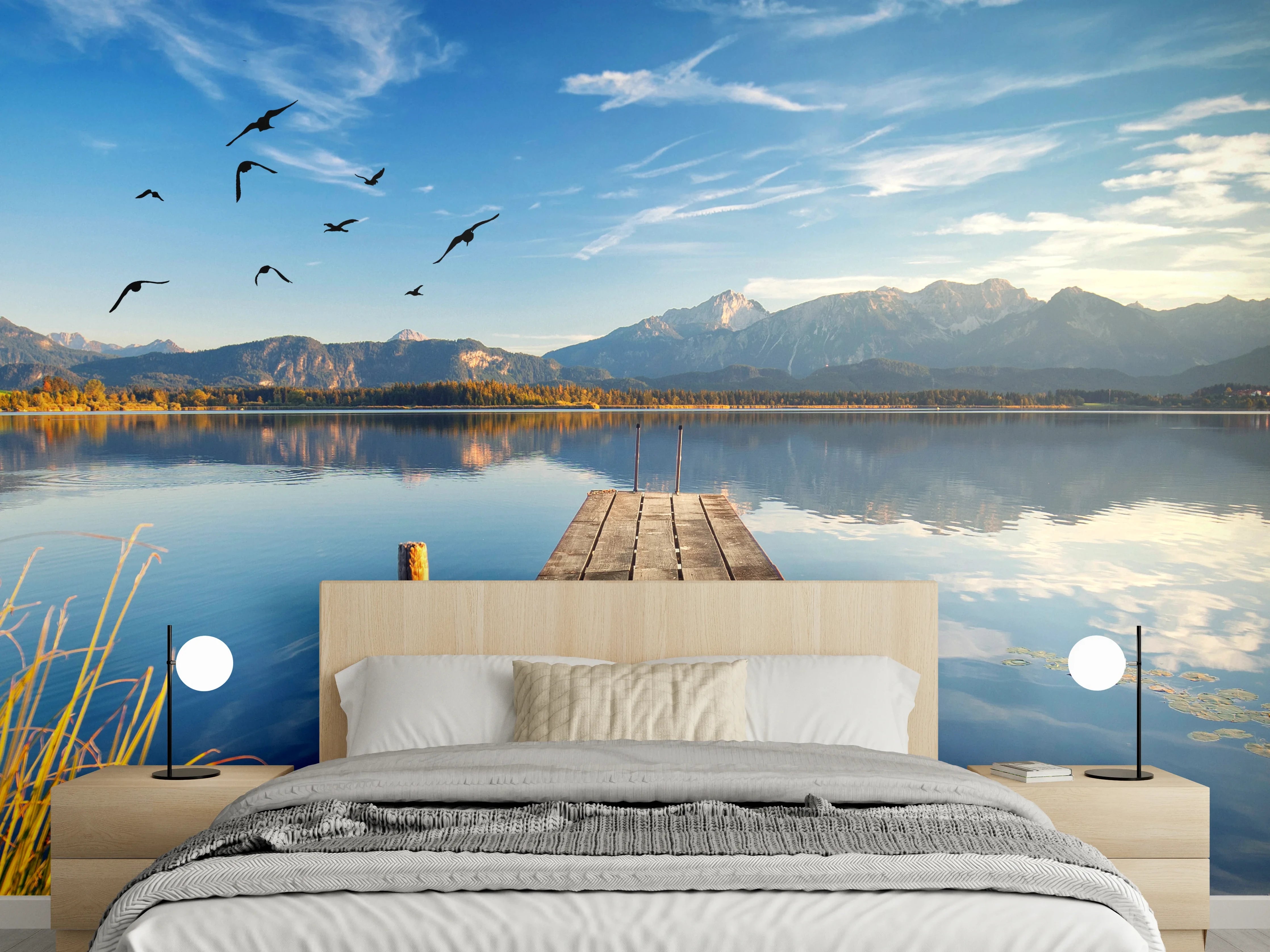 Wandverkleidung Schlafzimmer - Bergsee-Panorama mit Holzsteg