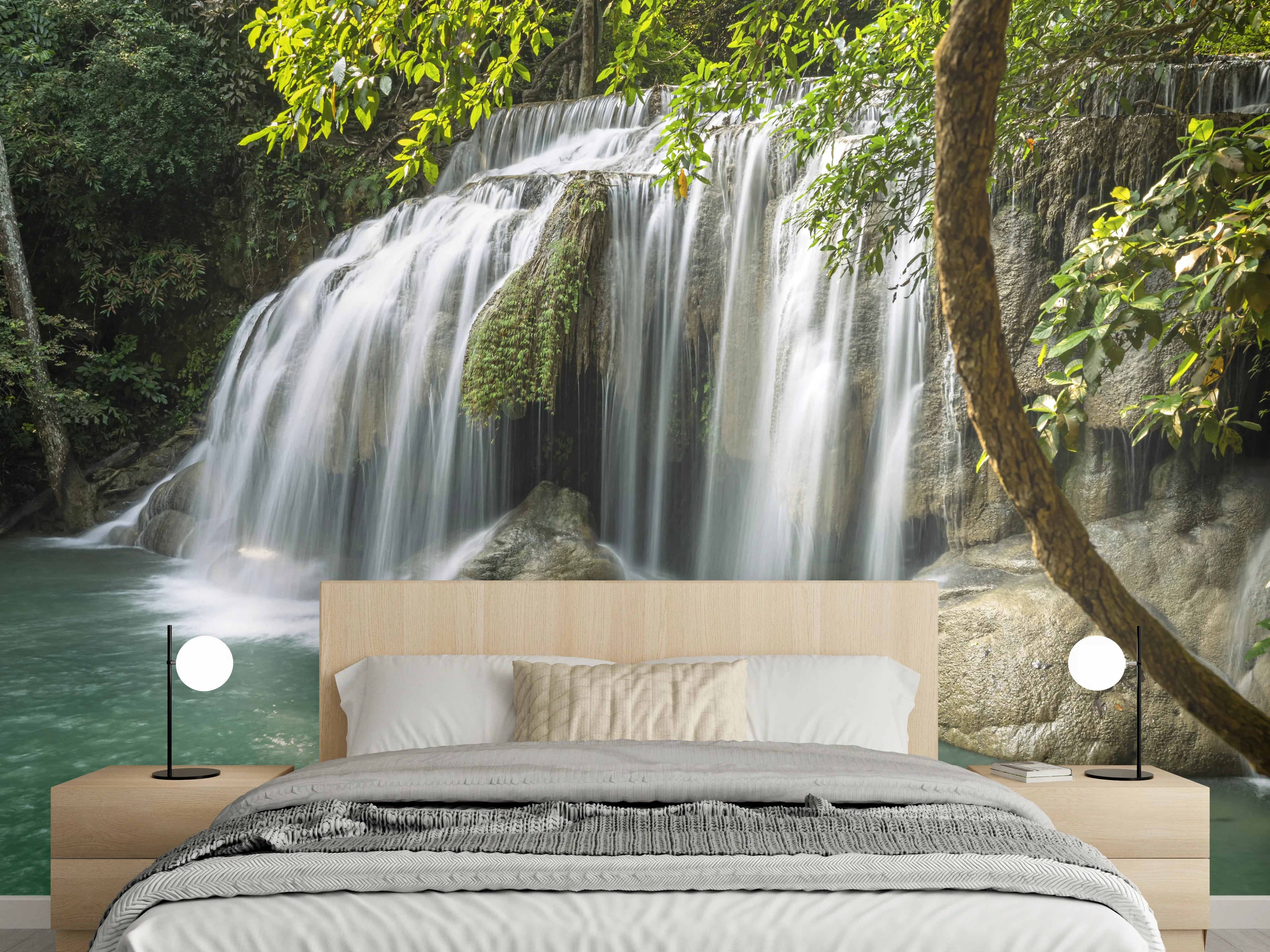Wandverkleidung Schlafzimmer - Bezaubernder Wasserfall im Dschungel