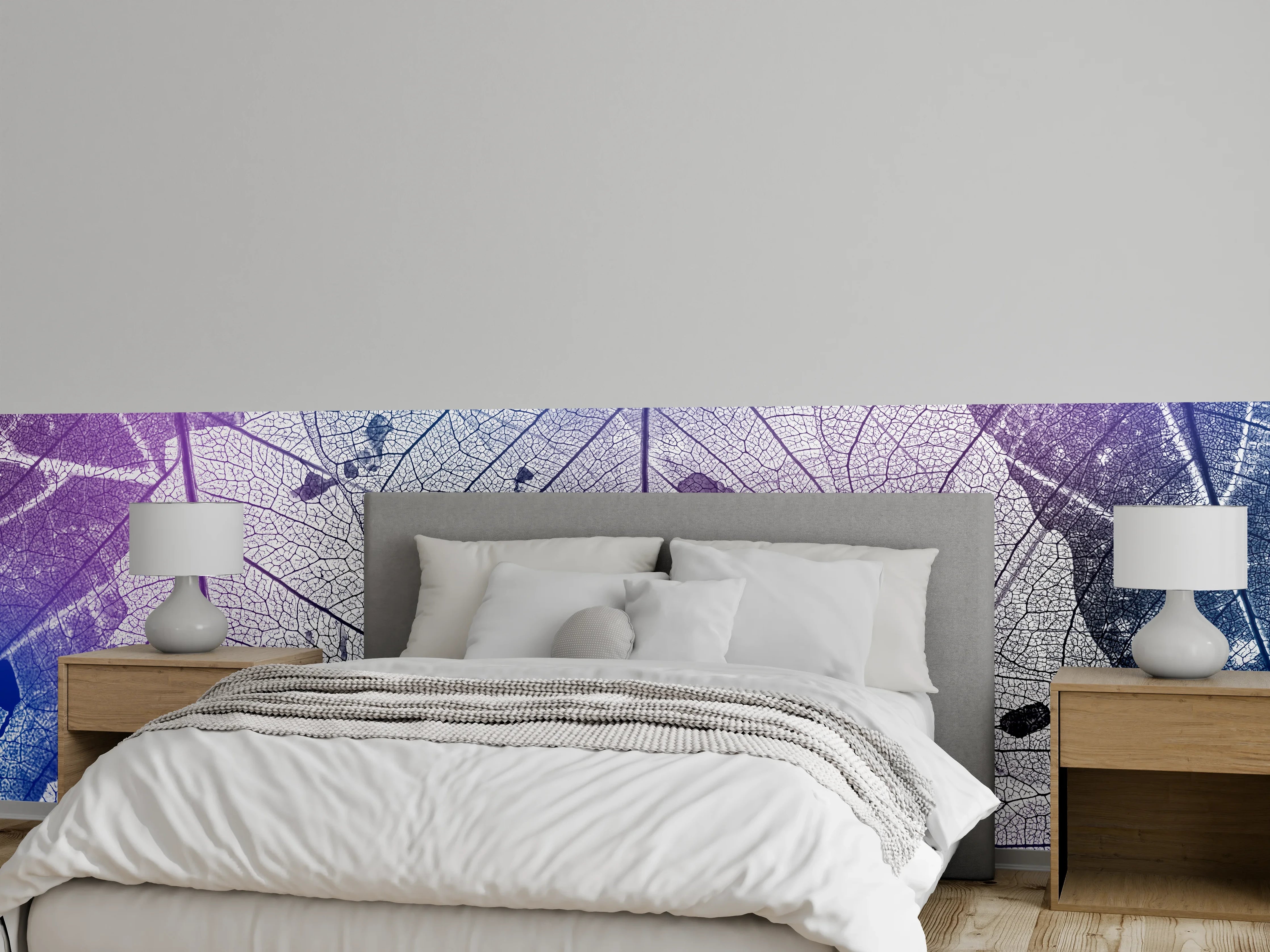 Wandverkleidung Schlafzimmer - Blattstruktur in Blau und Violett