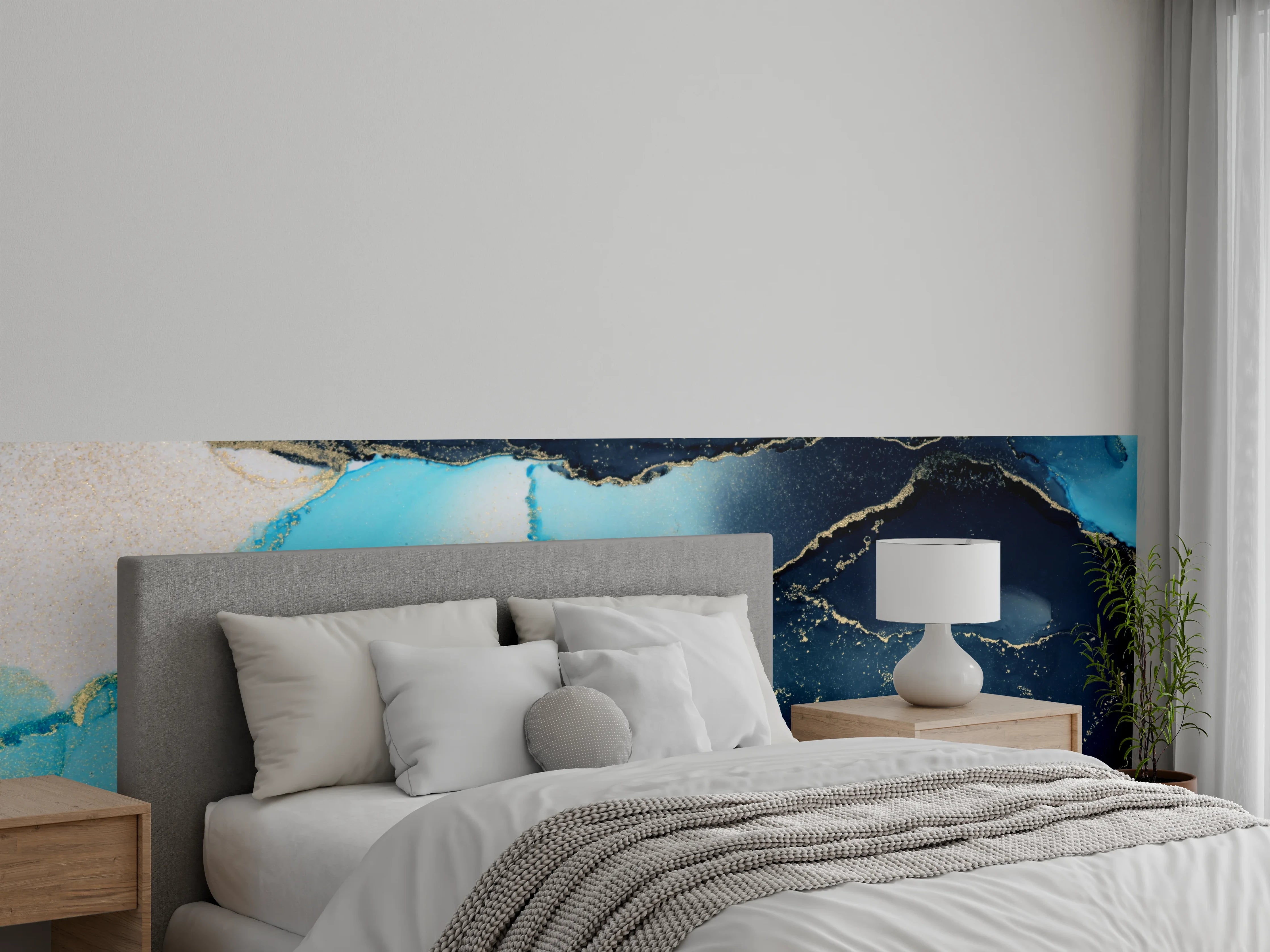 Wandverkleidung Schlafzimmer - Blau-Goldener Nebel auf Silberweiß