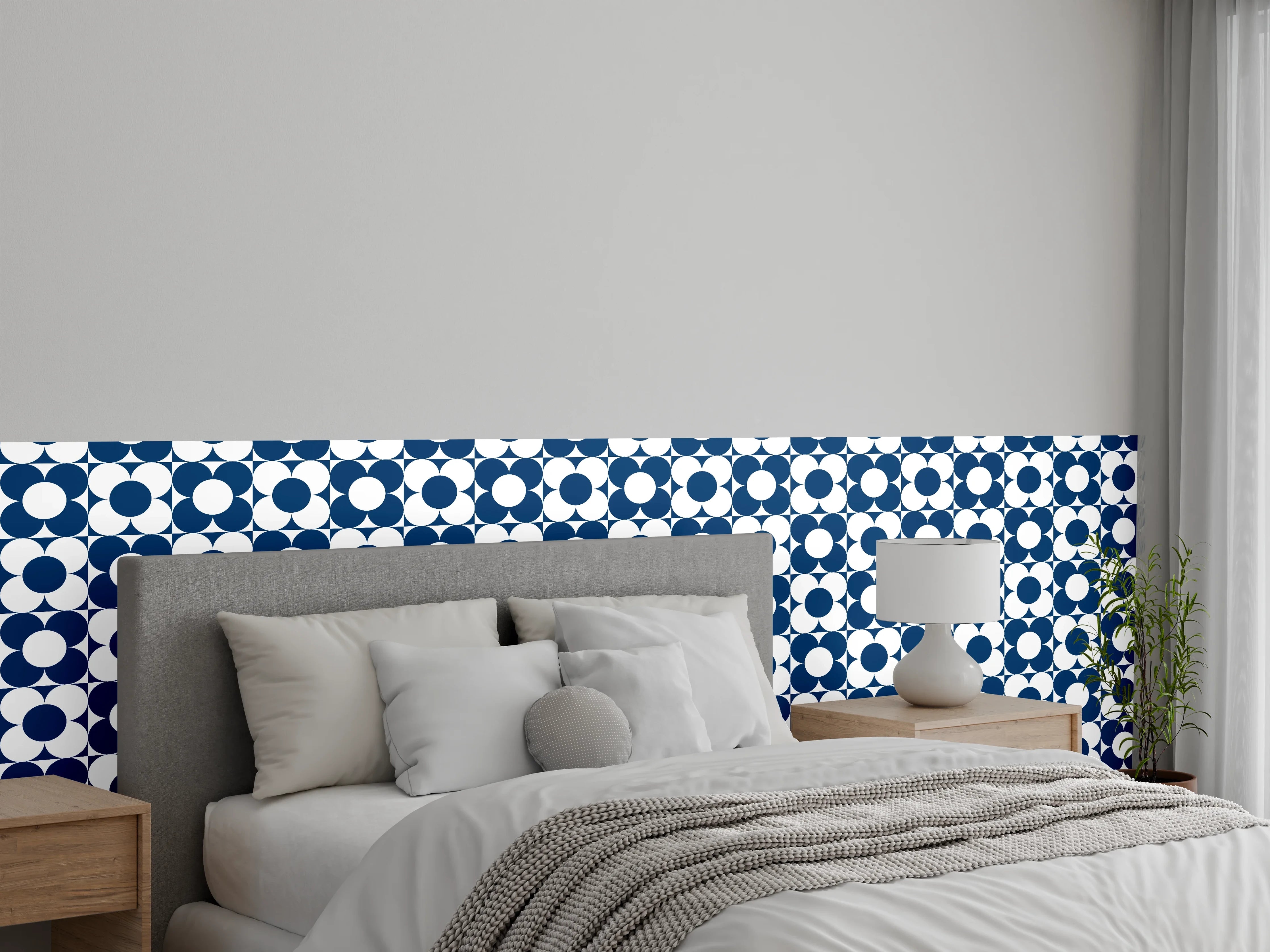Wandverkleidung Schlafzimmer - Blau-weißes Retro-Kreismuster