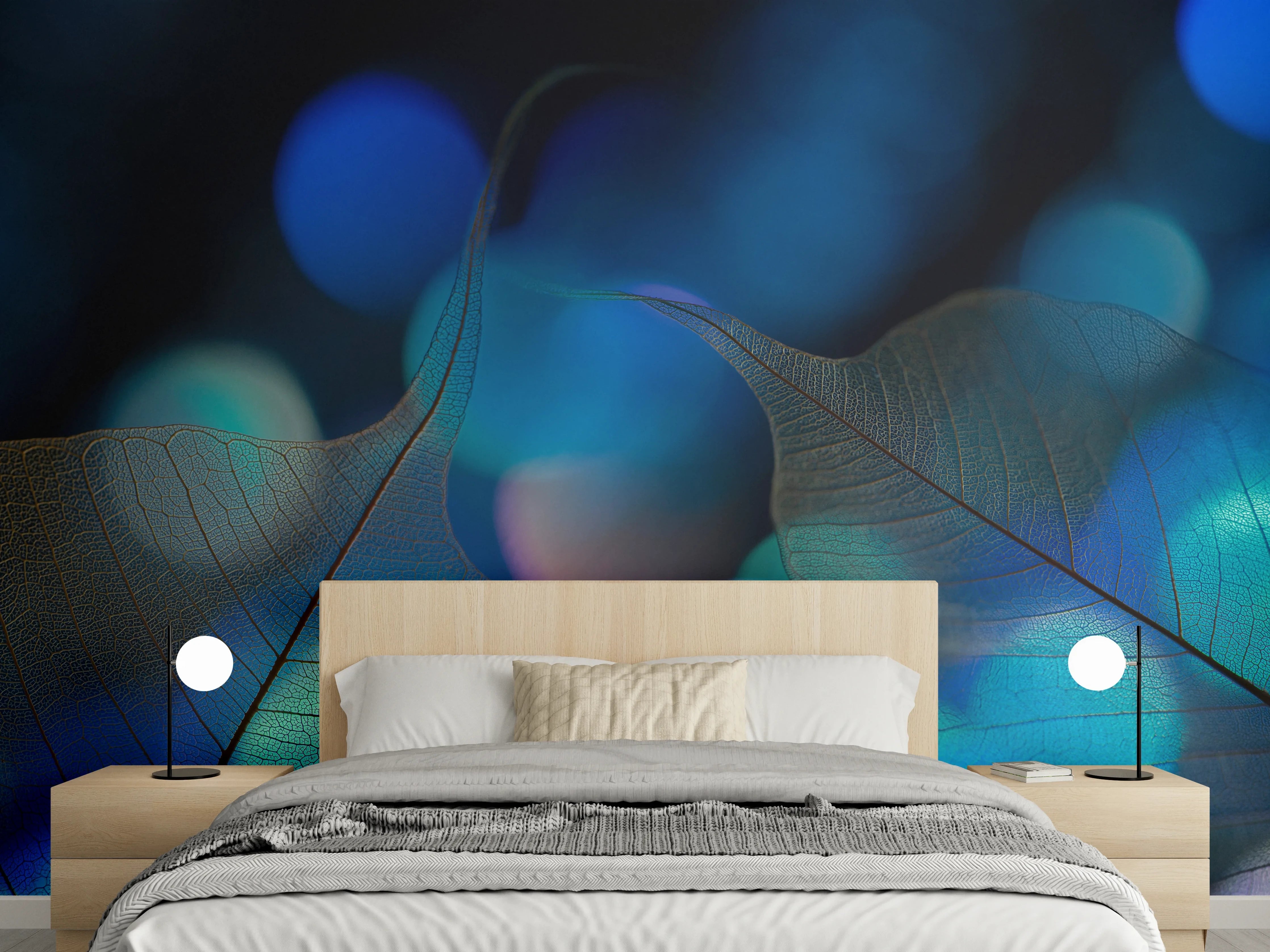 Wandverkleidung Schlafzimmer - Blaues Bokeh mit filigranen Blättern