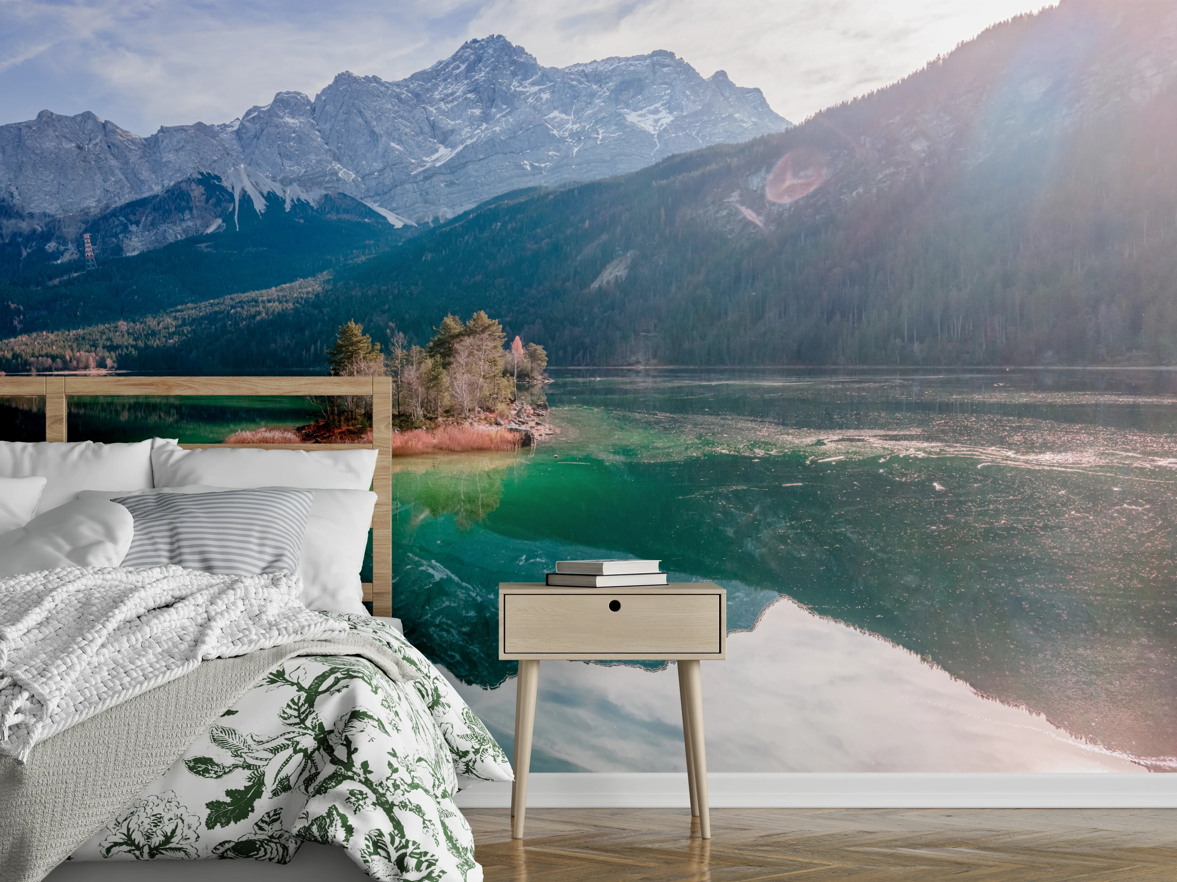 Wandverkleidung Schlafzimmer - Blick auf den Eibsee mit der Zugspitze im Hintergrund