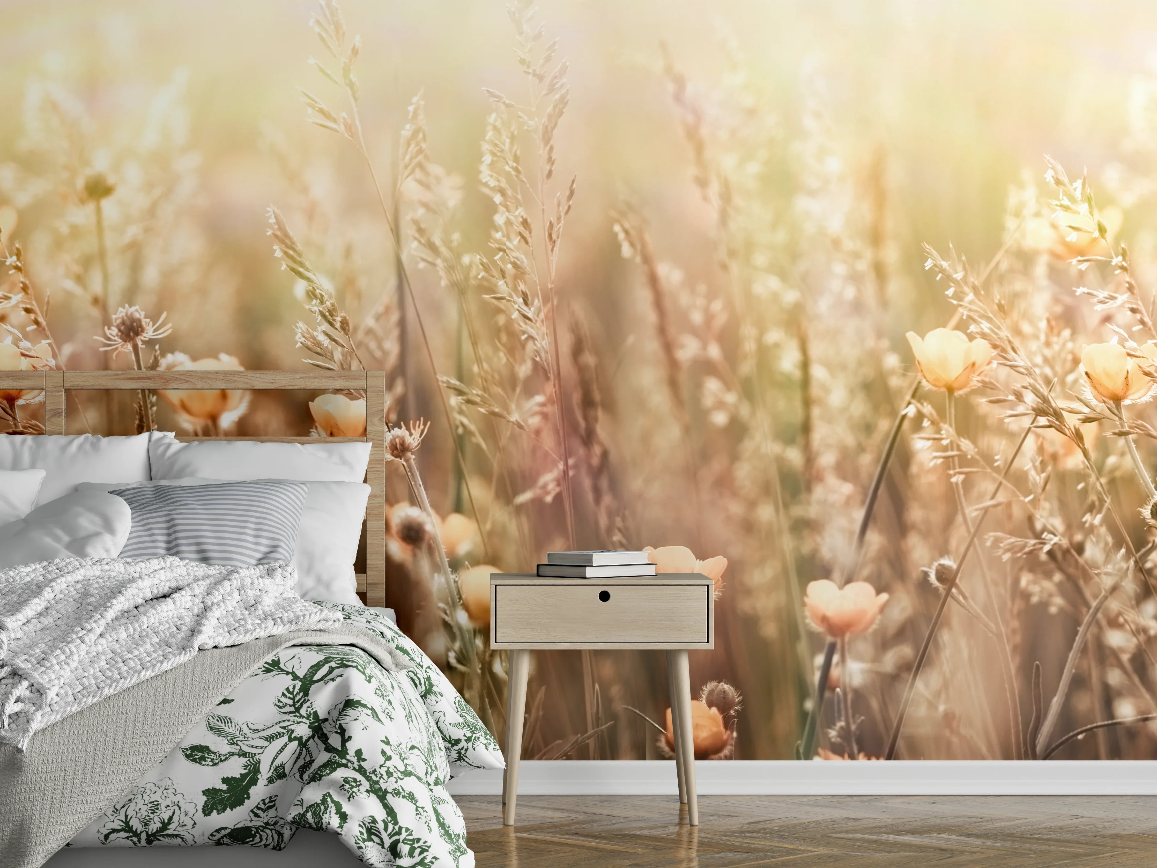 Wandverkleidung Schlafzimmer - Blumenfeld mit Sonnenstrahlen
