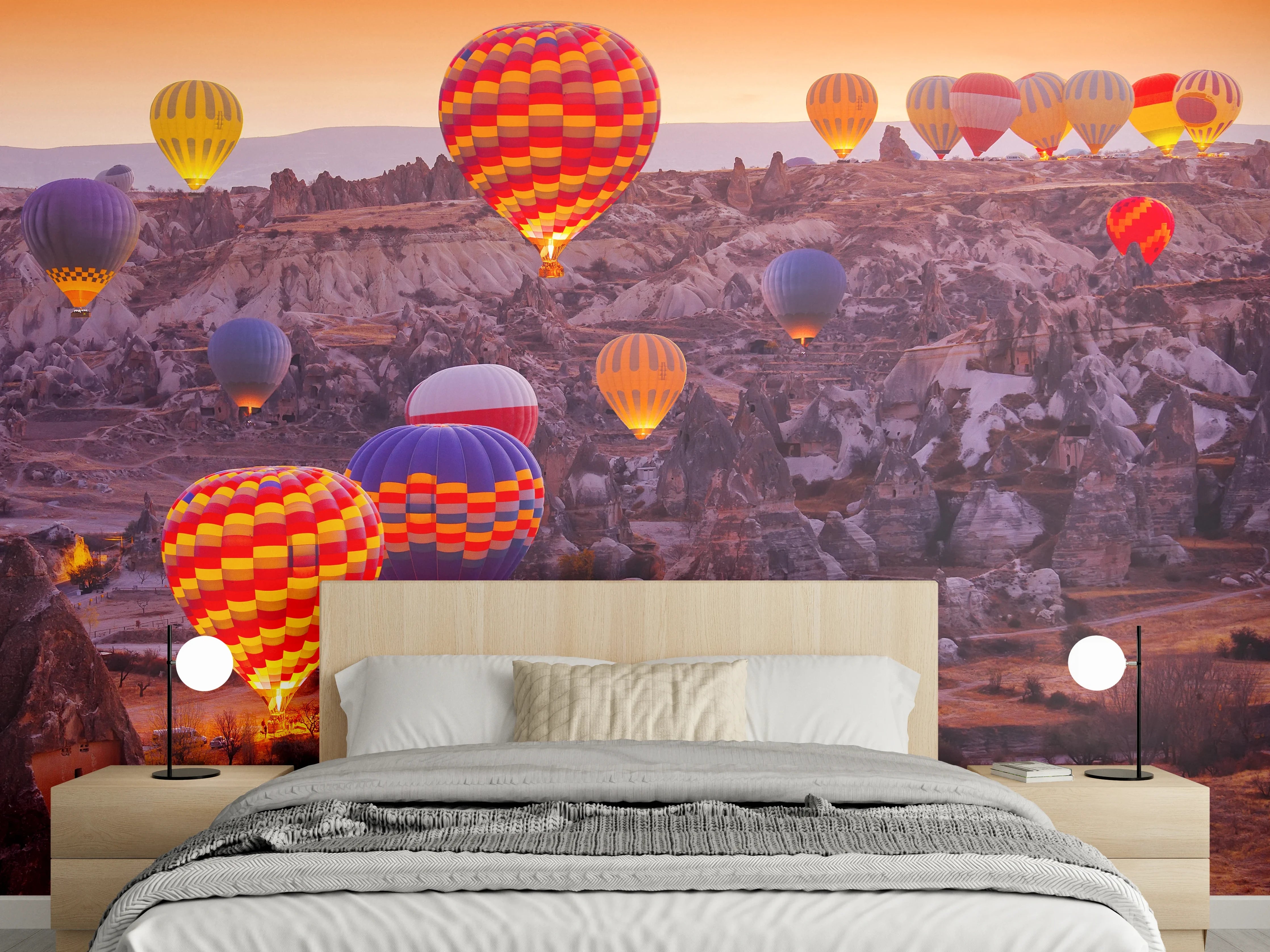 Wandverkleidung Schlafzimmer - Bunte Heißluftballons über Kappadokien