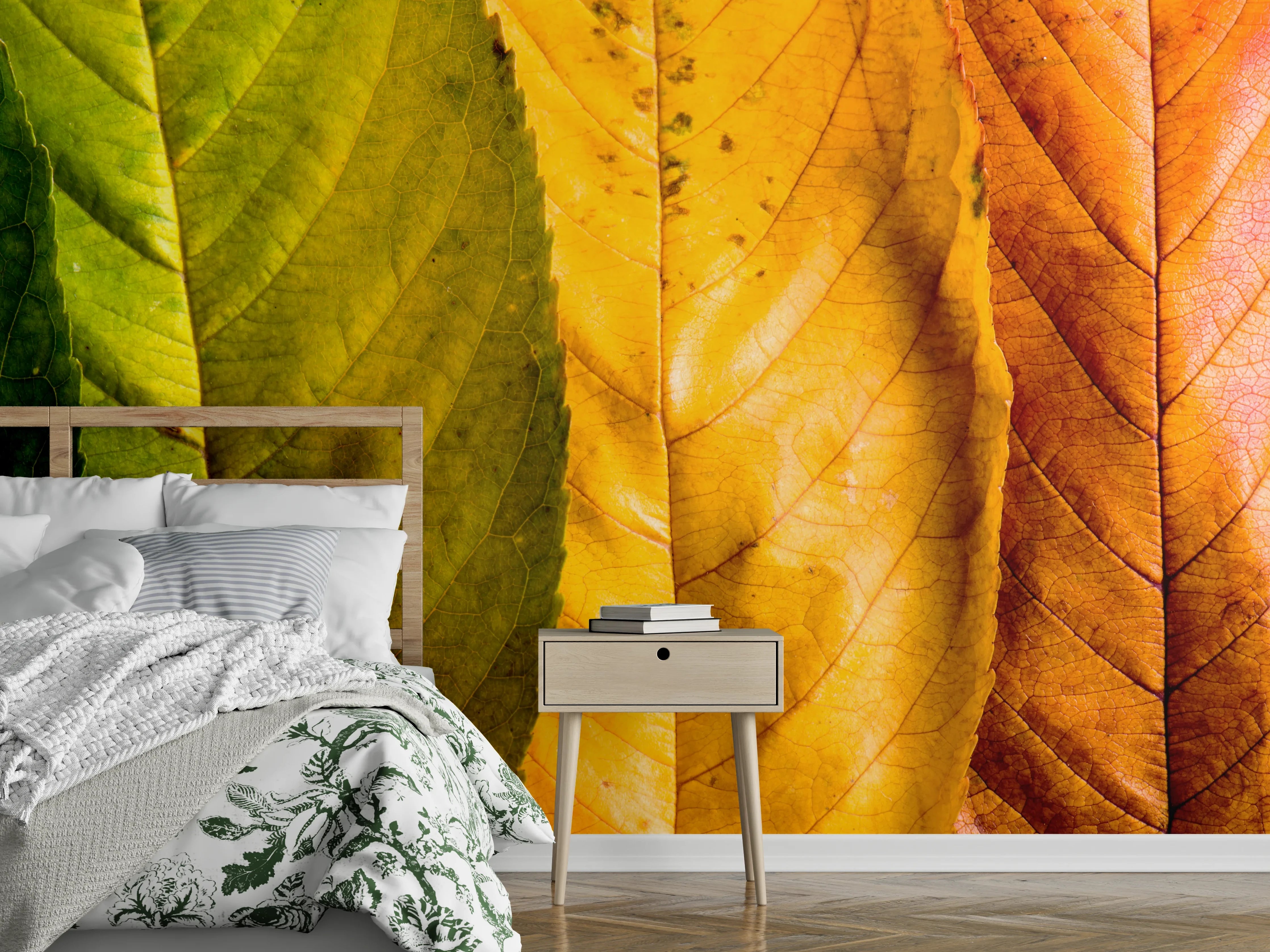 Wandverkleidung Schlafzimmer - Bunte Herbstblätter in lebendigen Farbtönen