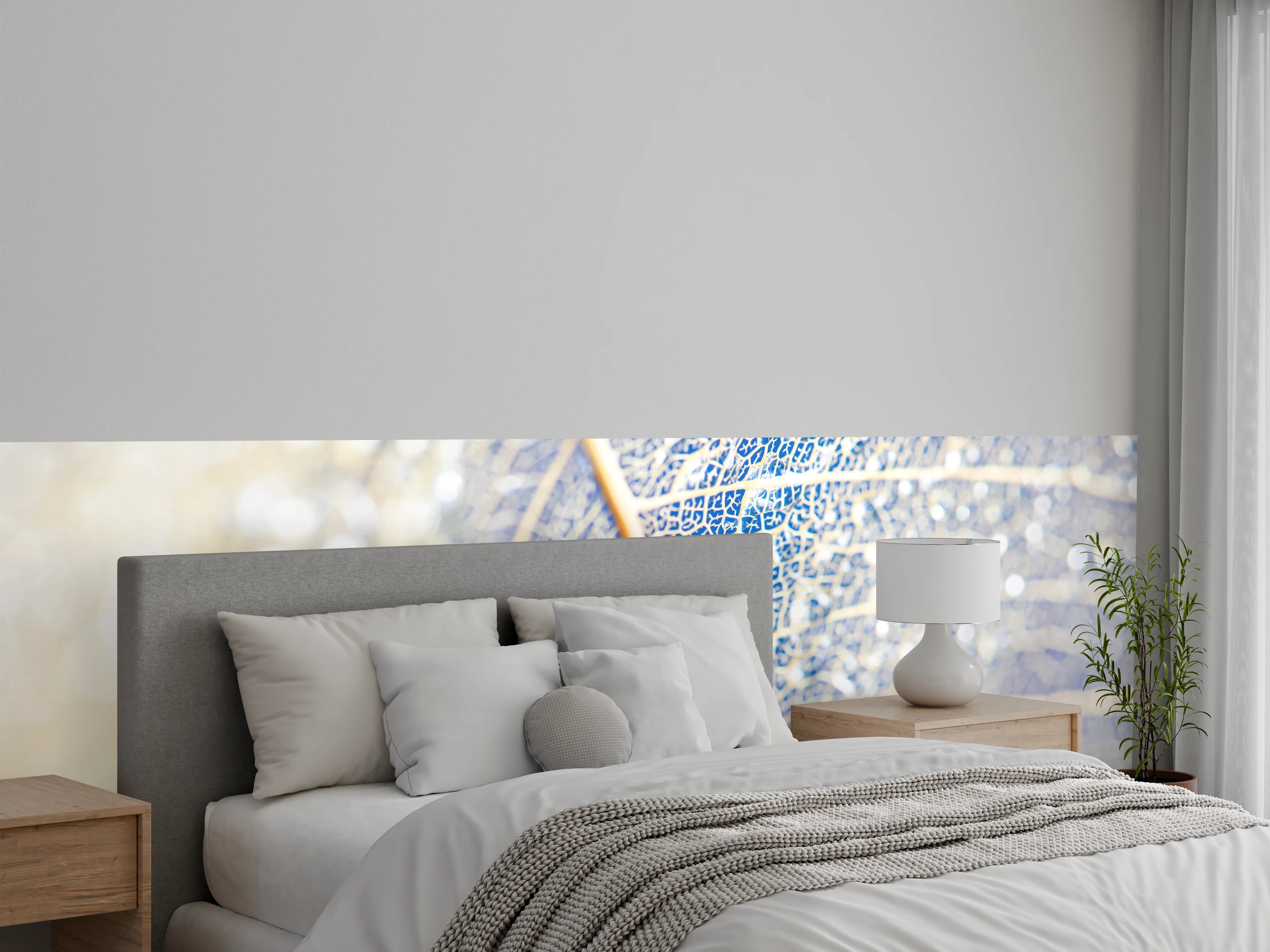 Wandverkleidung Schlafzimmer - Detailaufnahme einer Blattanalyse mit Wassertröpfchen