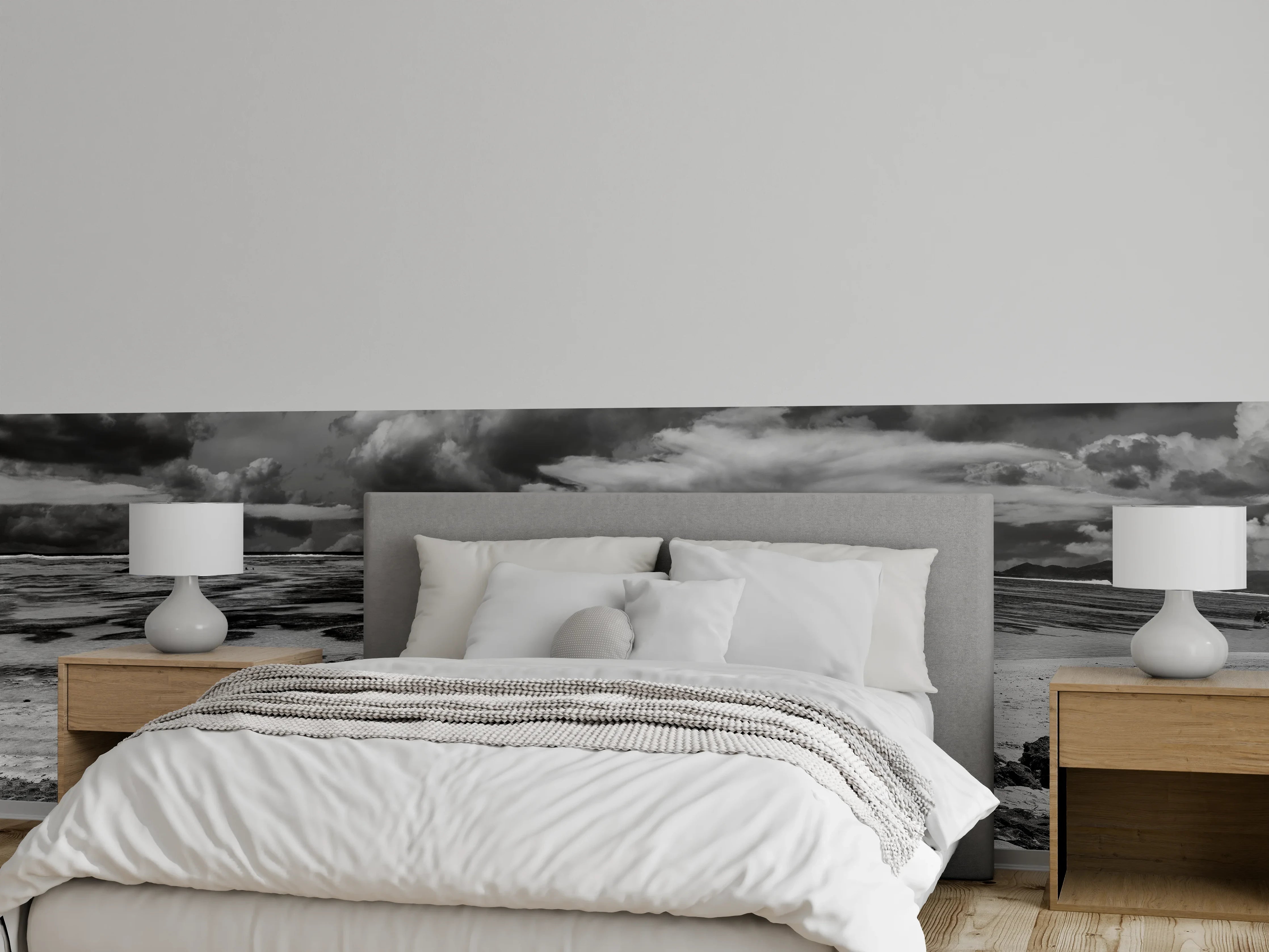 Wandverkleidung Schlafzimmer - Dramatischer Schwarz-Weiß-Strandhimmel