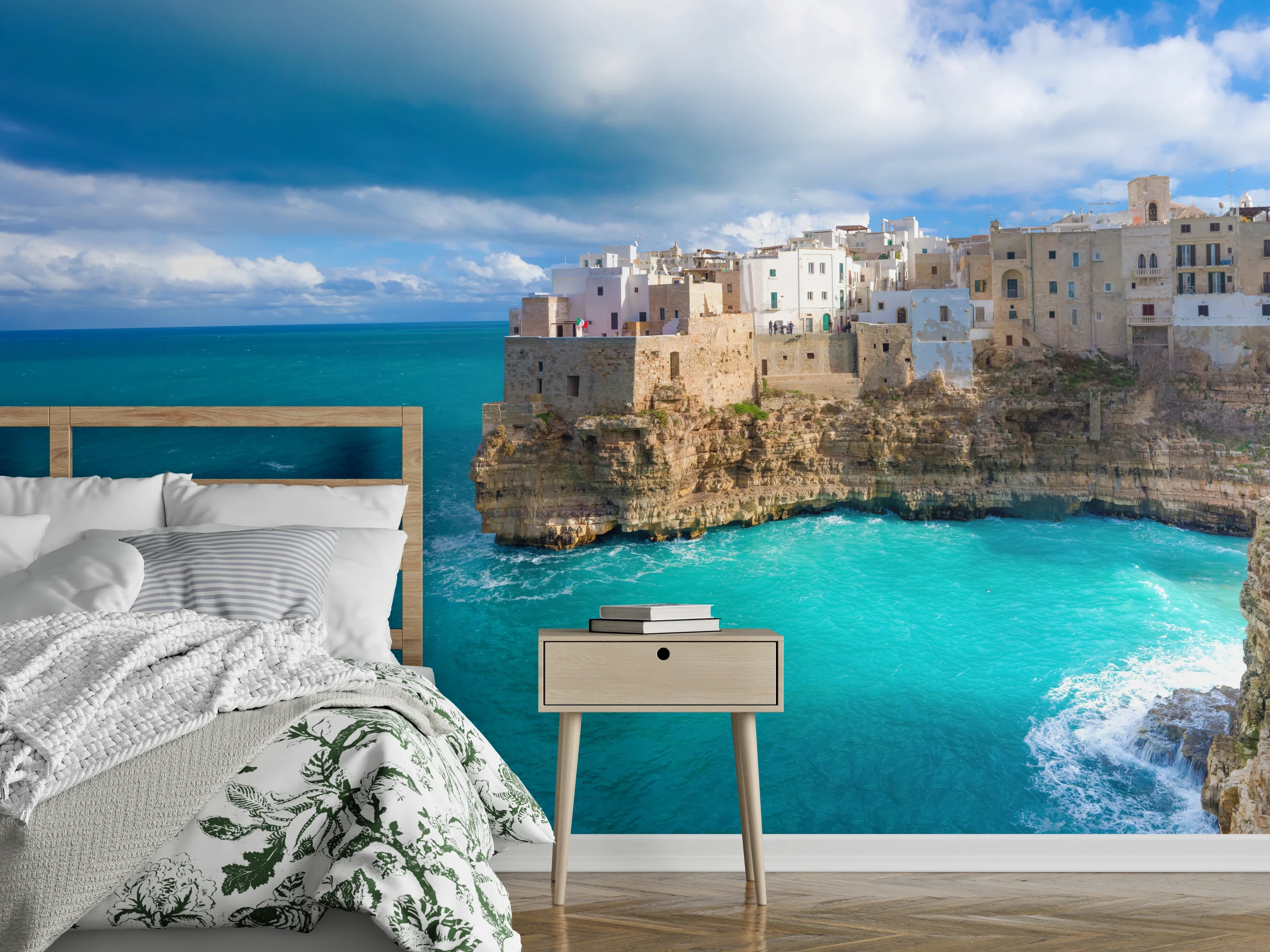 Wandverkleidung Schlafzimmer - Drohnensicht - Polignano