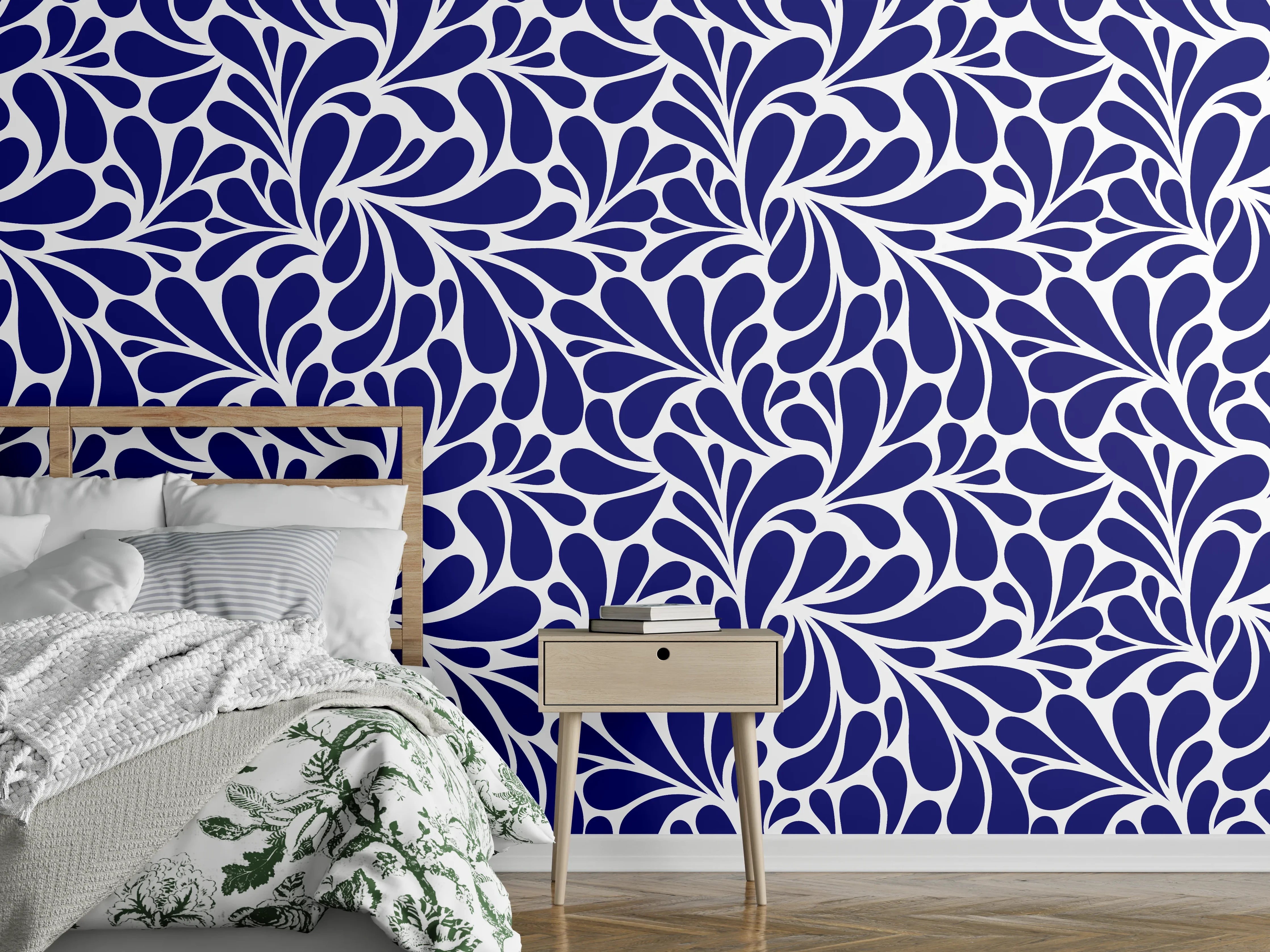 Wandverkleidung Schlafzimmer - Dunkelblaues florales Muster abstrakt