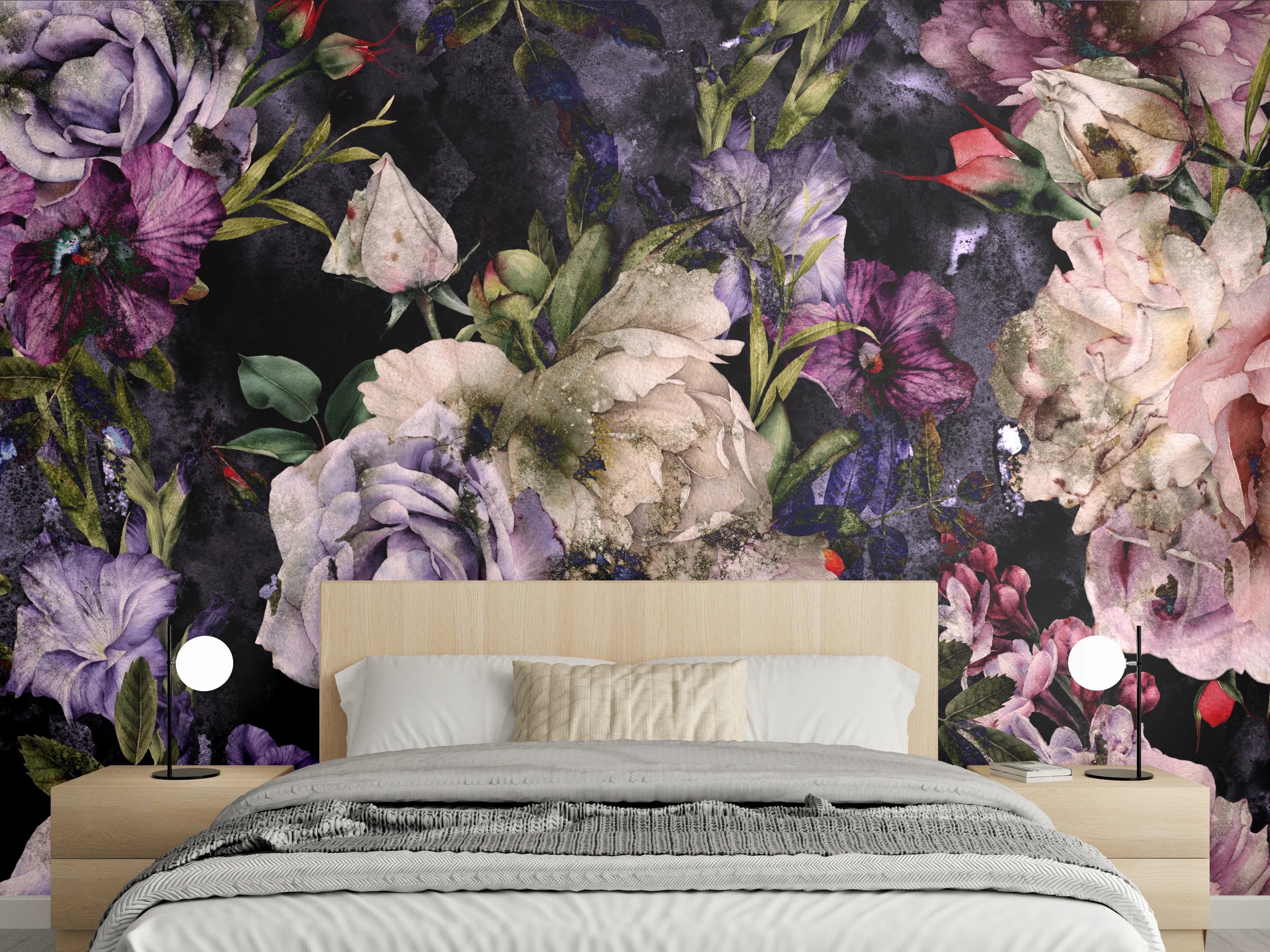 Wandverkleidung Schlafzimmer - Dunkle Blumenpracht Vintage-Look