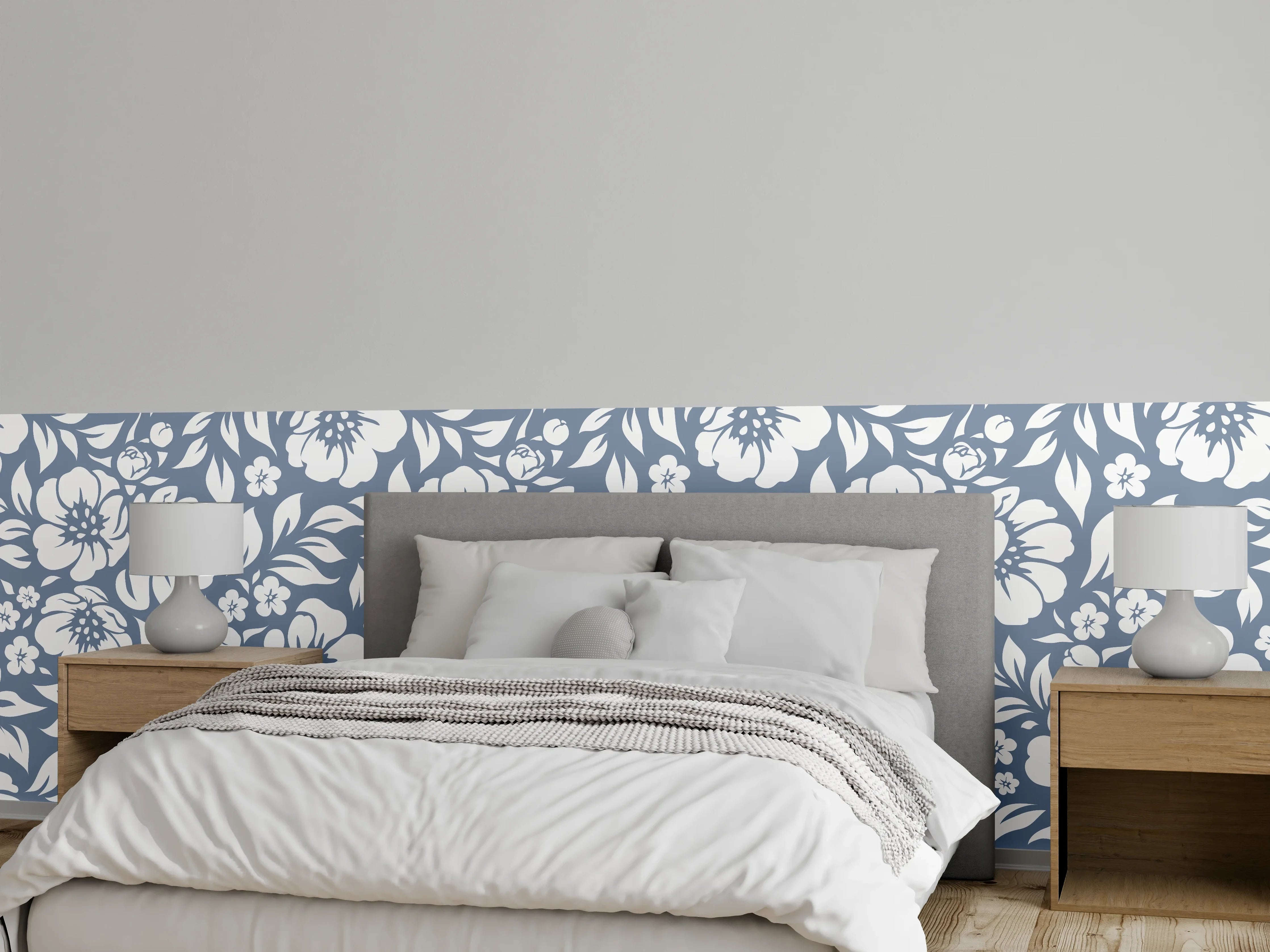 Wandverkleidung Schlafzimmer - Elegante Grautöne im blauen und weißen Blumendesign