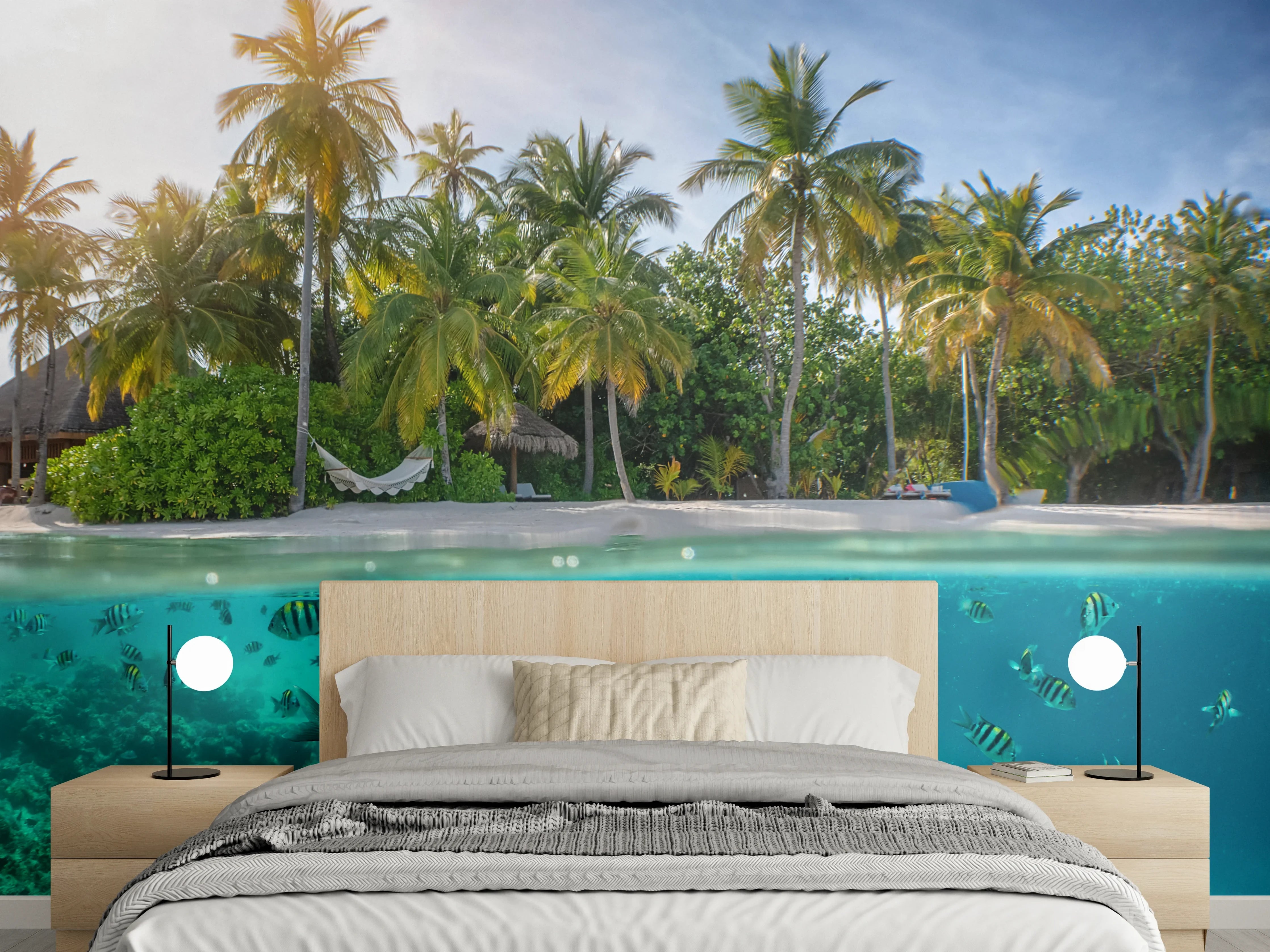 Wandverkleidung Schlafzimmer - Exotischer Südsee-Strand mit Fischen