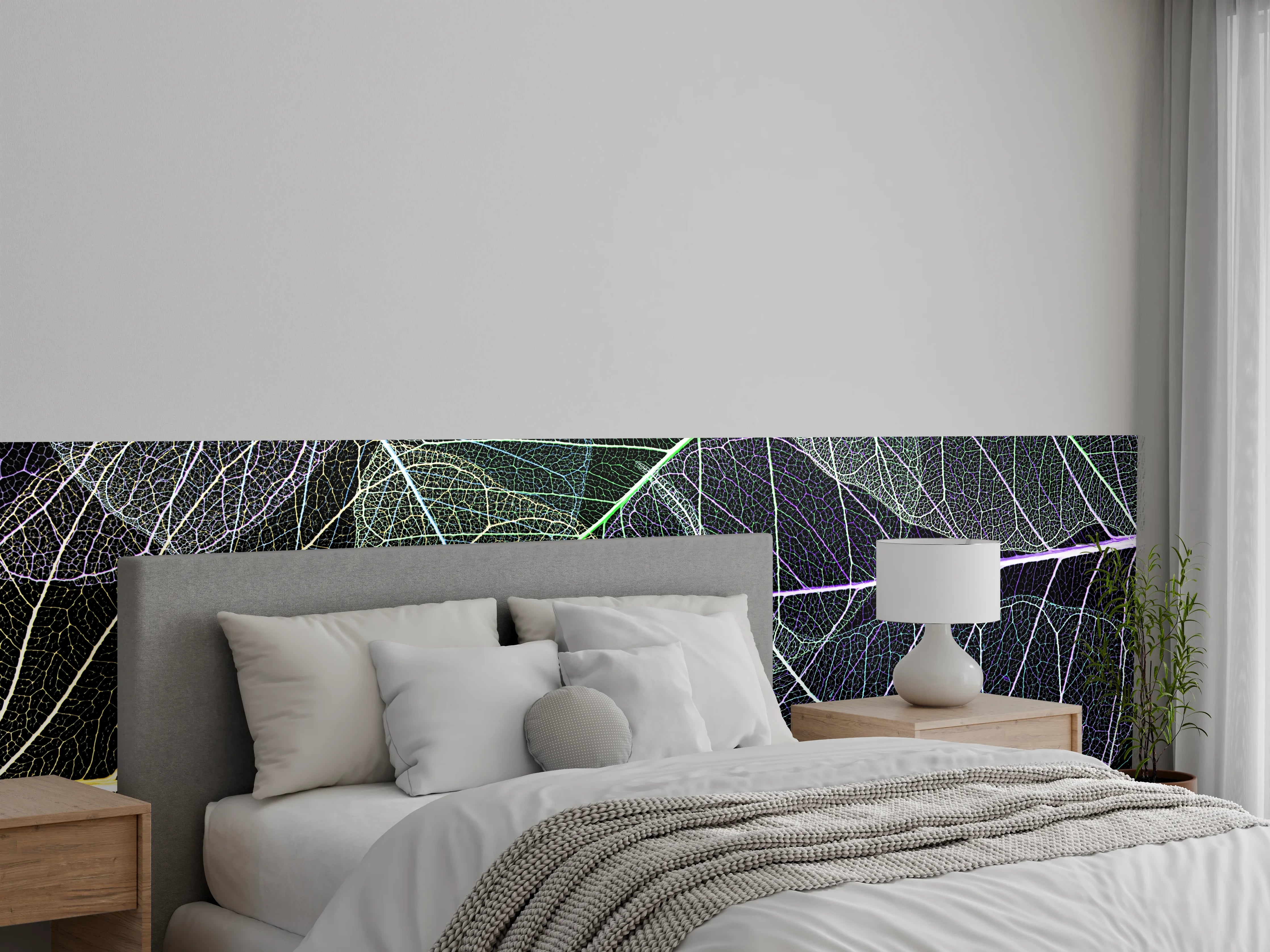 Wandverkleidung Schlafzimmer - Filigrane Blätter auf dunklem Grund