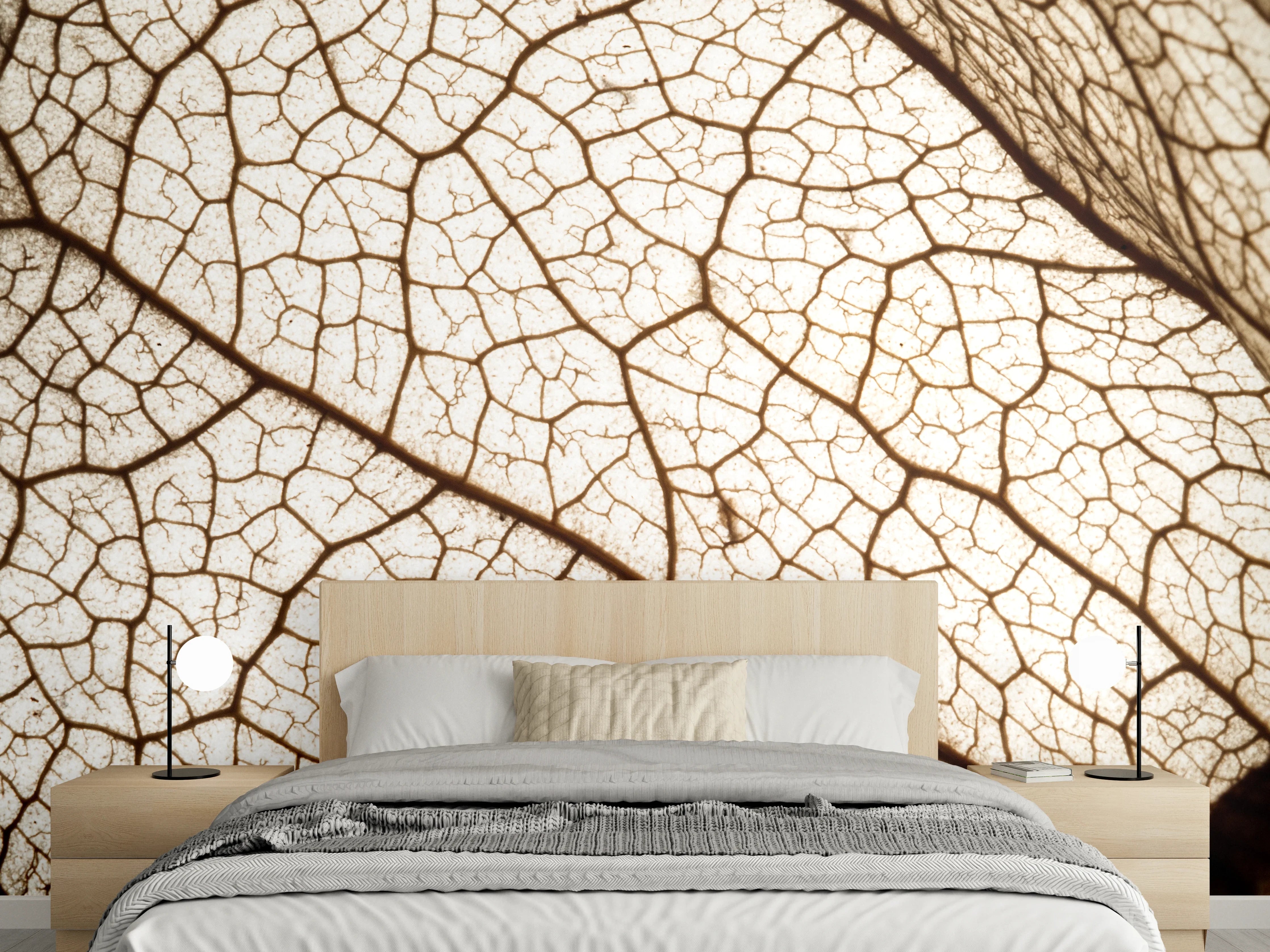 Wandverkleidung Schlafzimmer - Filigranes Blattmuster in Beige und Braun