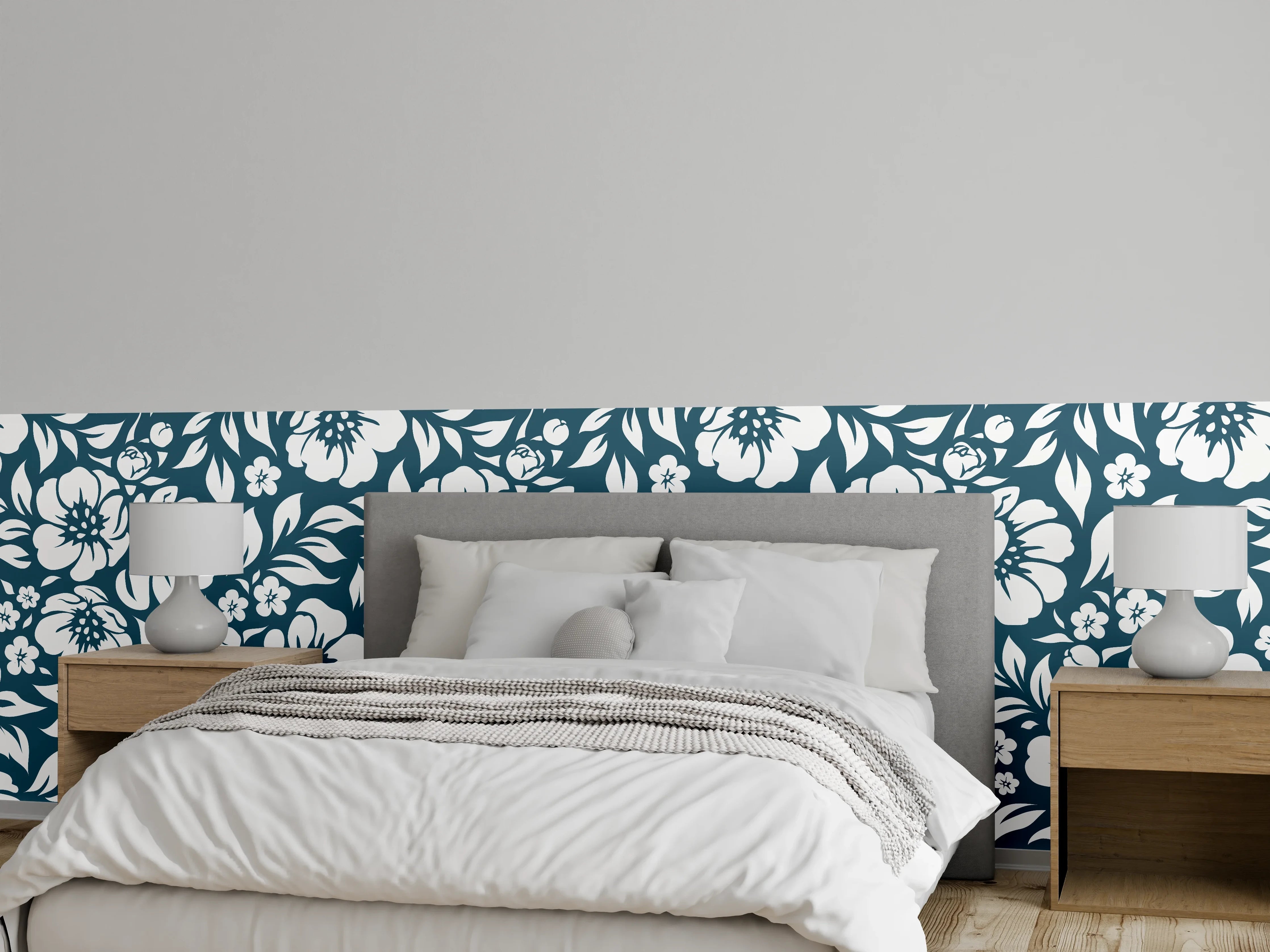 Wandverkleidung Schlafzimmer - Florales Wandmuster in Blau-Weiß