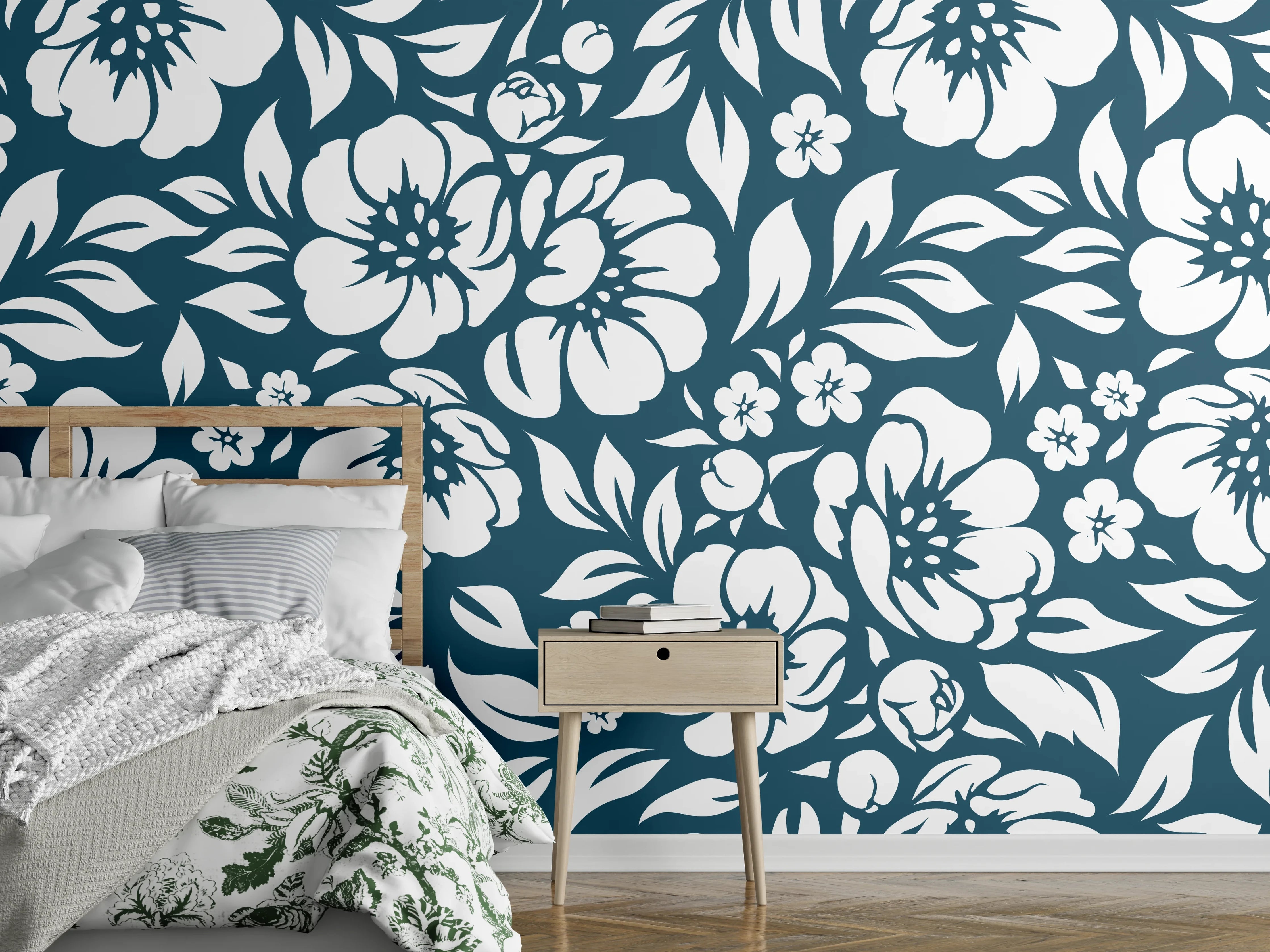 Wandverkleidung Schlafzimmer - Florales Wandmuster in Blau-Weiß