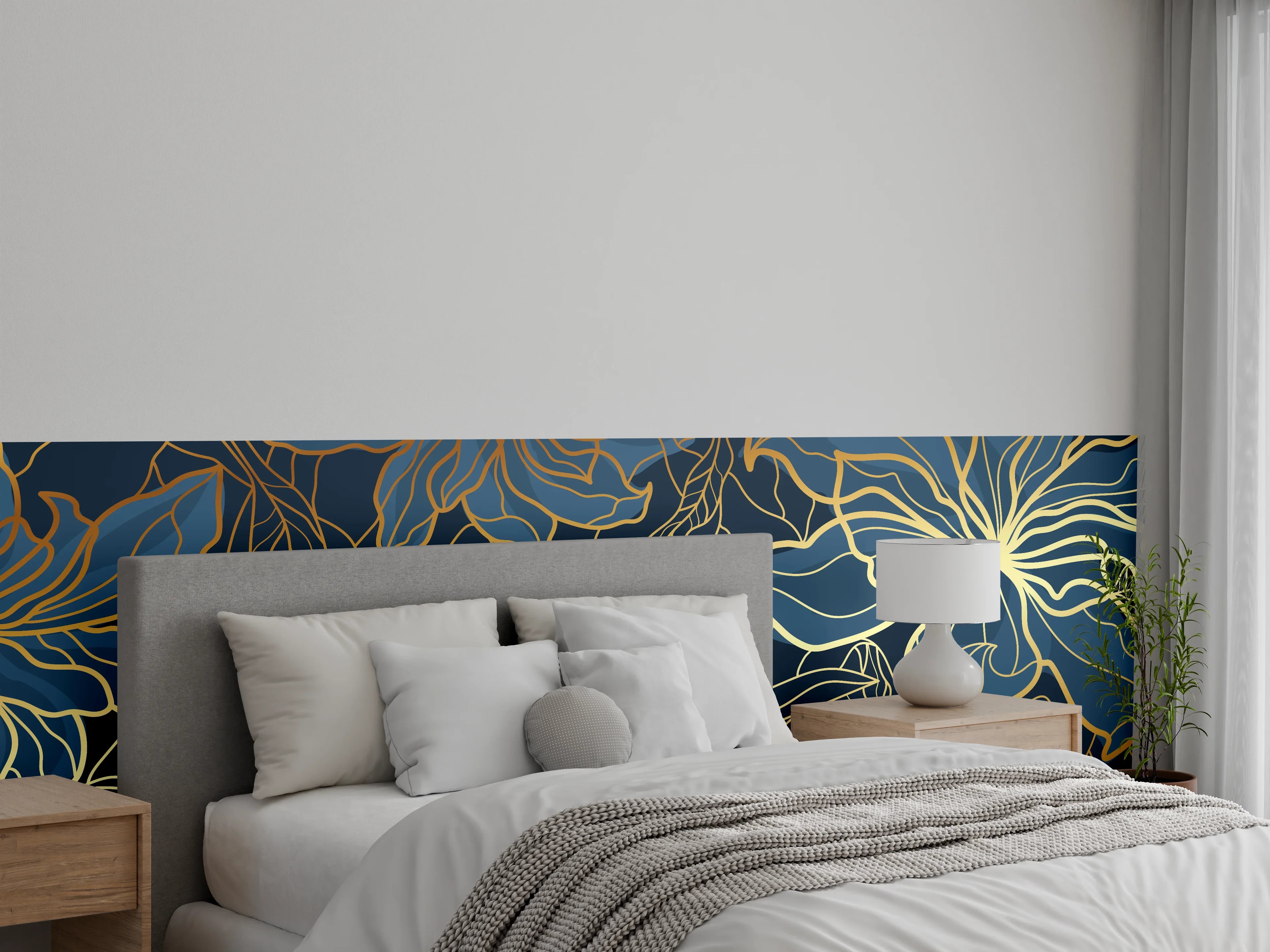 Wandverkleidung Schlafzimmer - Goldene Blumenranken auf Dunkelblau