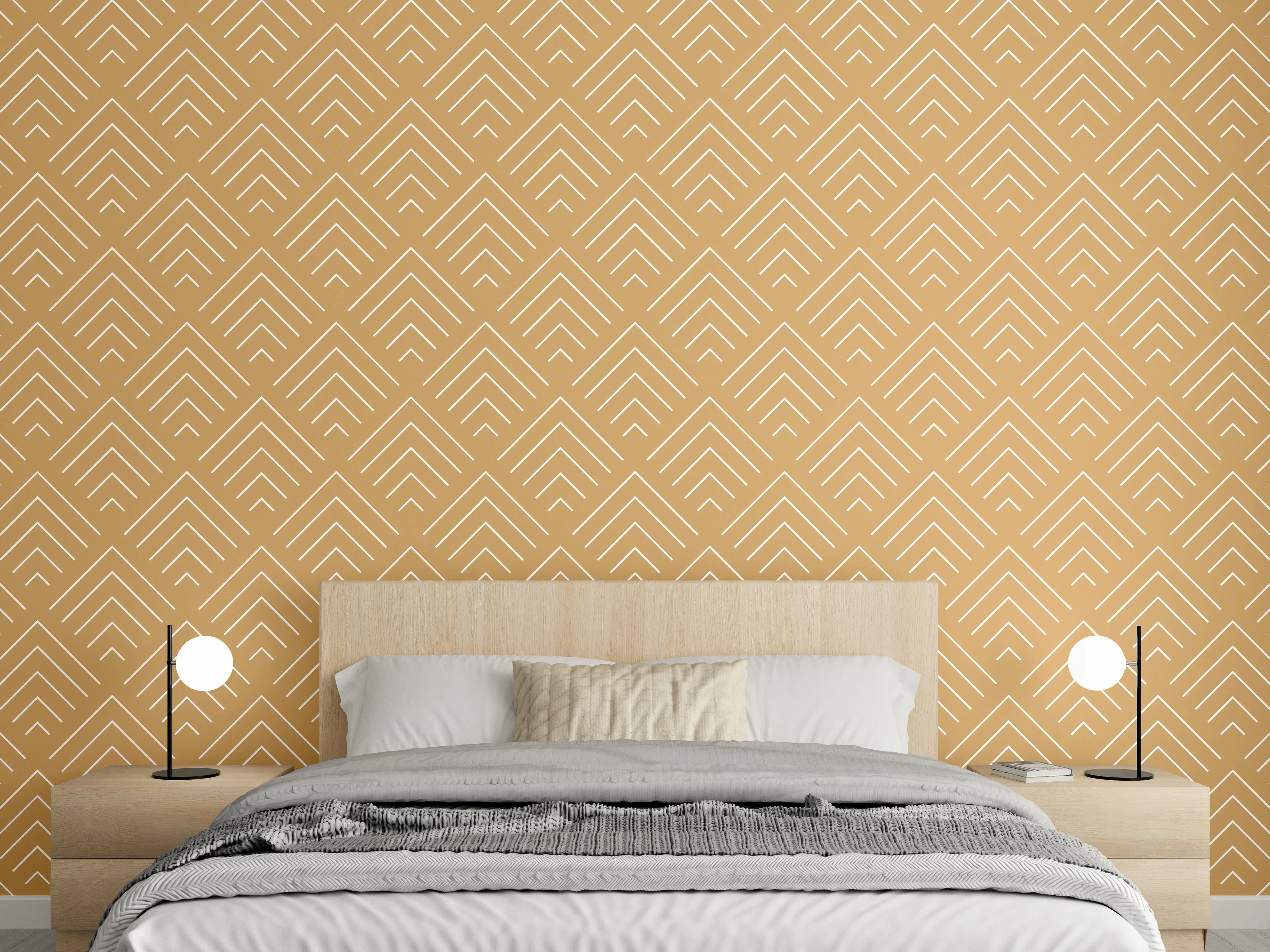 Wandverkleidung Schlafzimmer - Goldene Mustertapete mit geometrischem Design