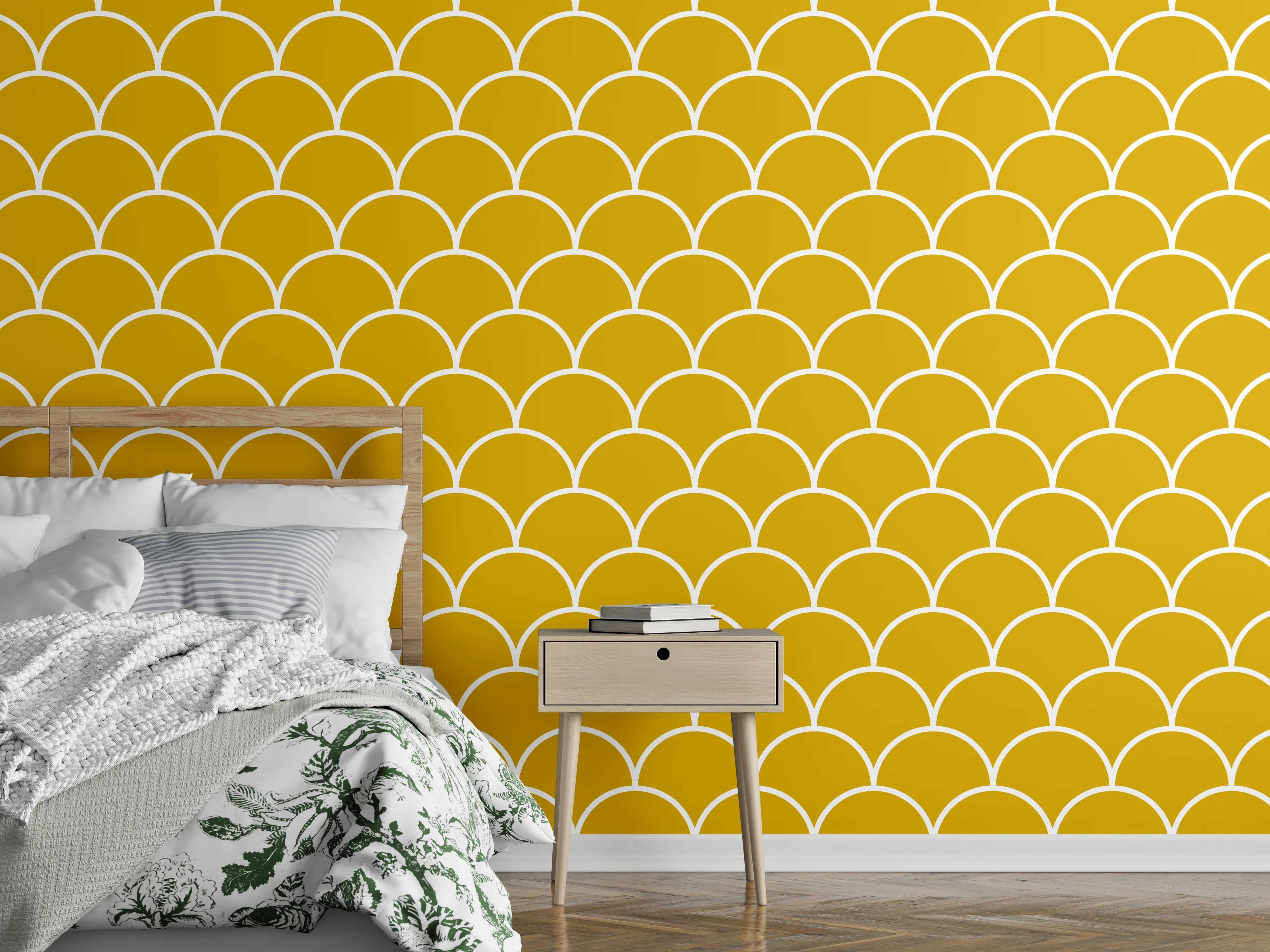 Wandverkleidung Schlafzimmer - Goldenes Fischschuppenmuster als Wanddekor