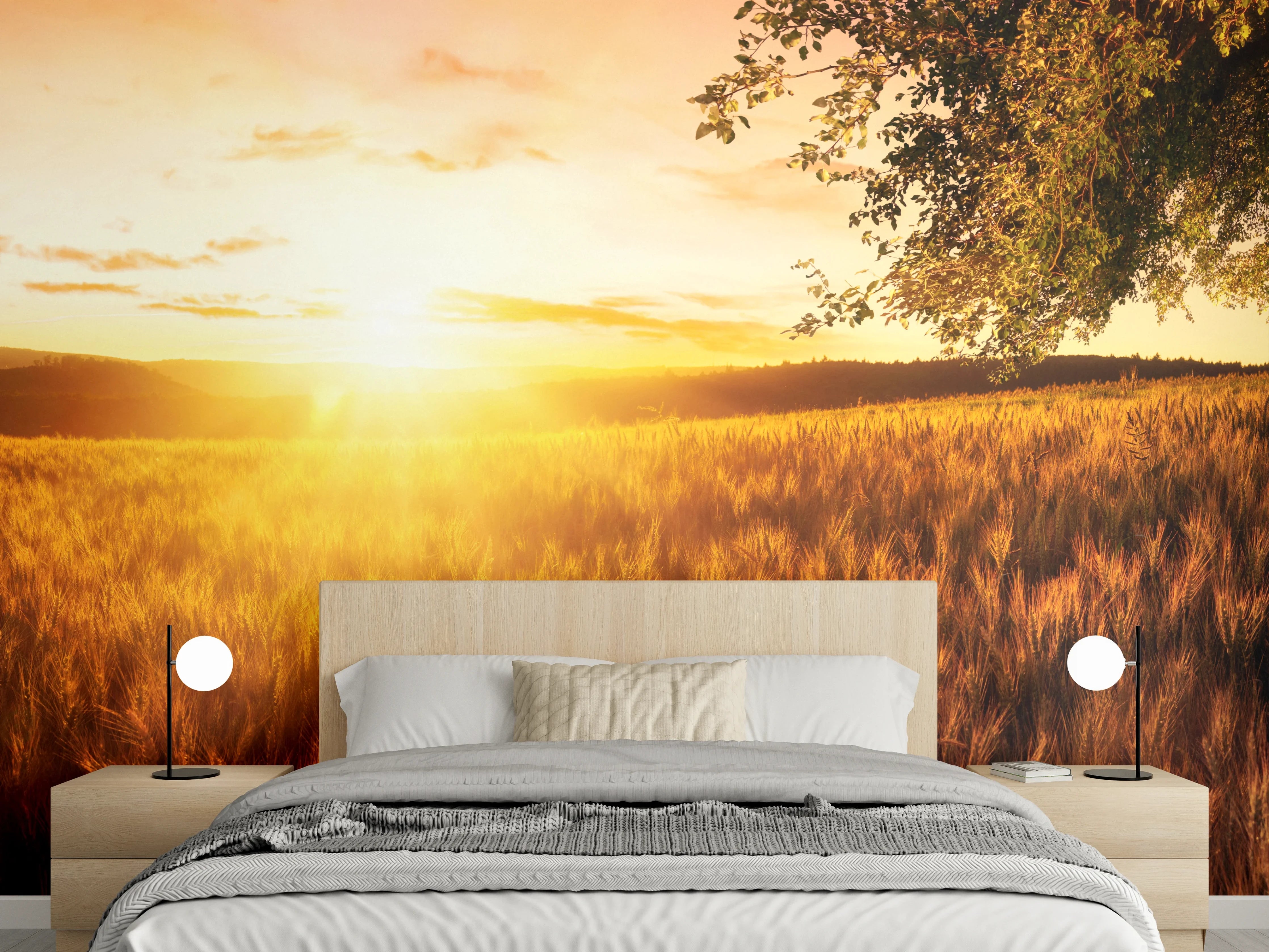 Wandverkleidung Schlafzimmer - Goldenes Sonnenuntergangsfeld mit Baum