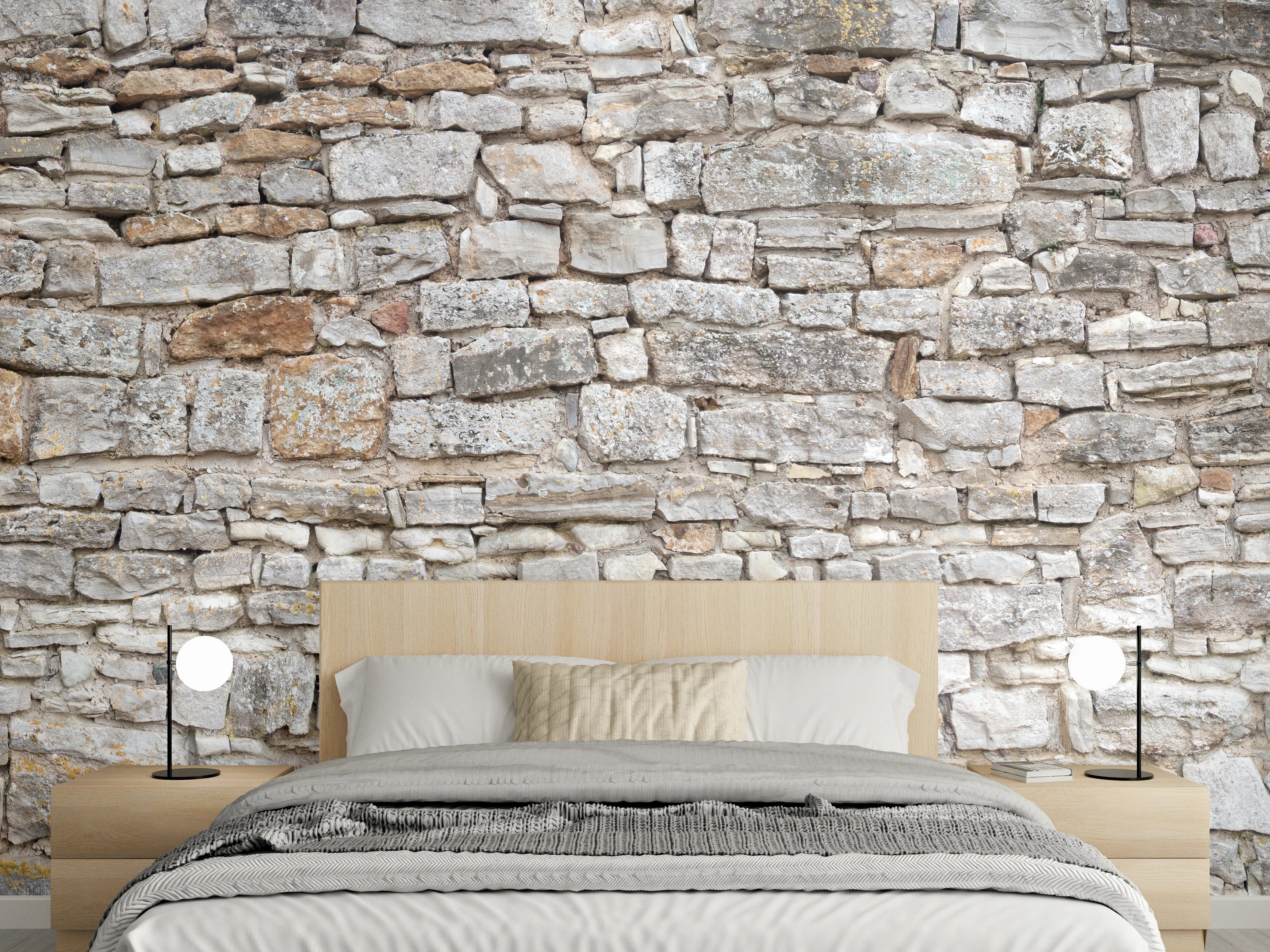 Wandverkleidung Schlafzimmer - Gräuliche alte Mauer aus groben Steinen