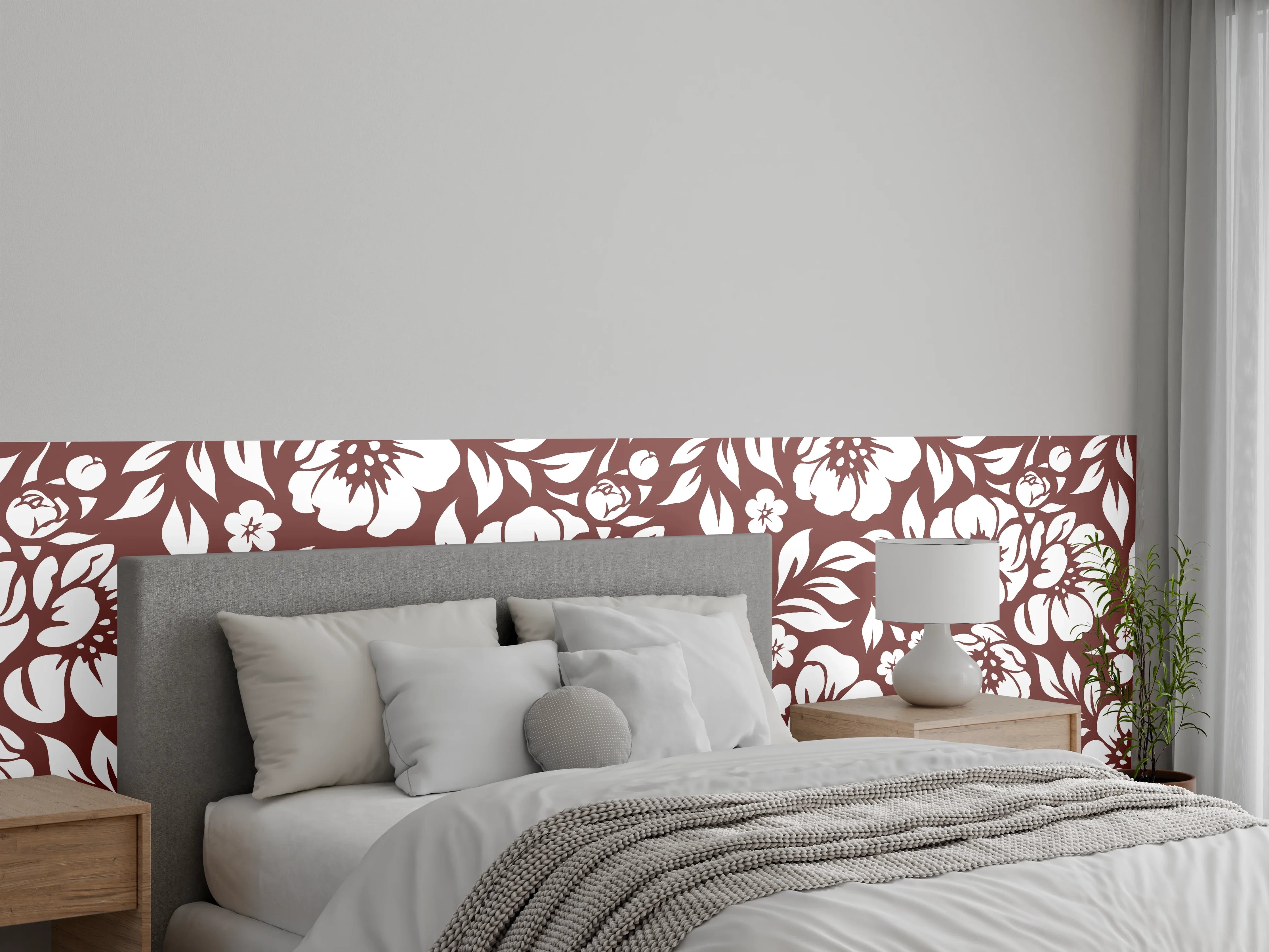 Wandverkleidung Schlafzimmer - Graubraune Blütenpracht auf Weiß