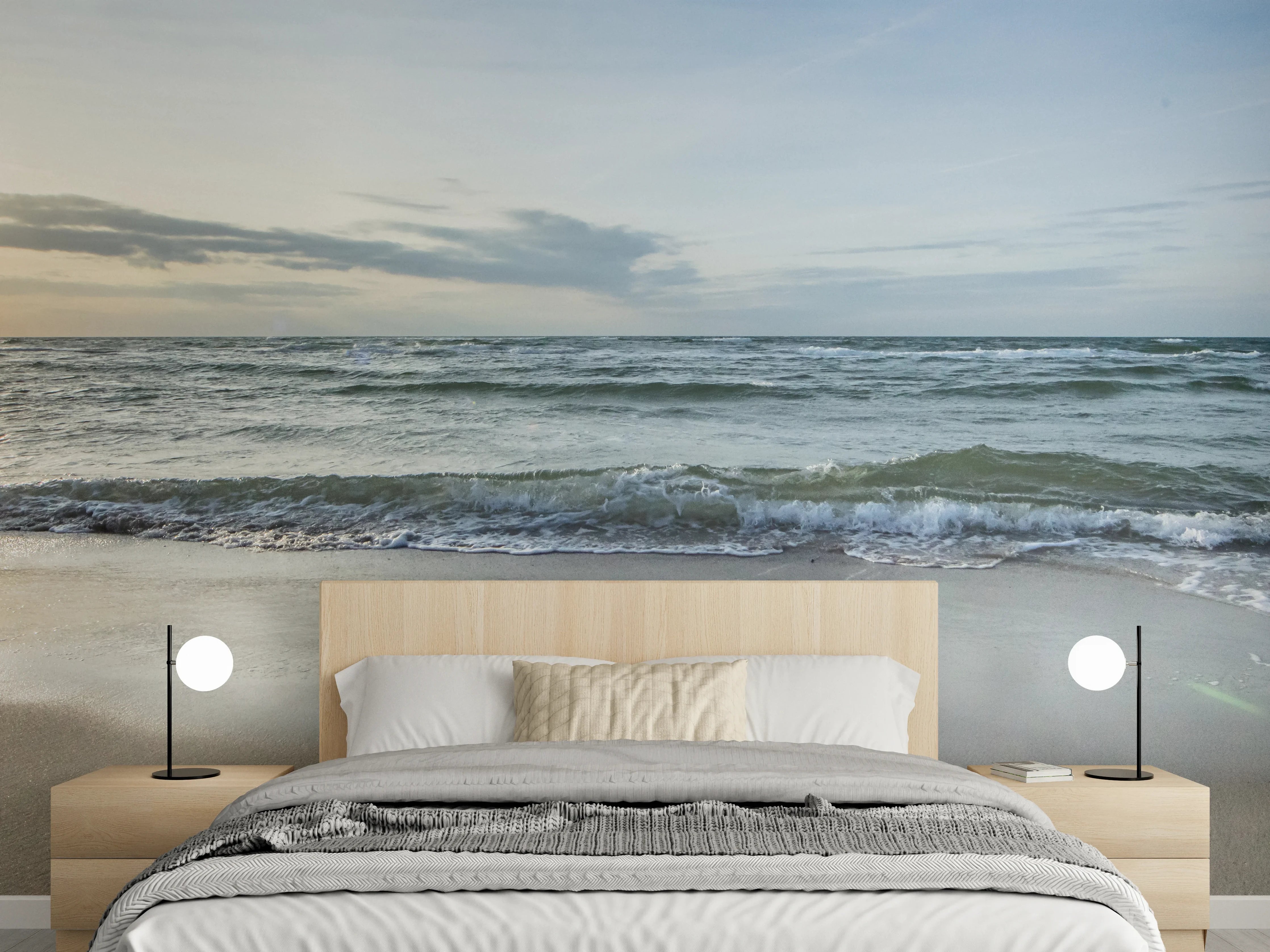 Wandverkleidung Schlafzimmer - Grauschimmer im weißen Küstenlicht