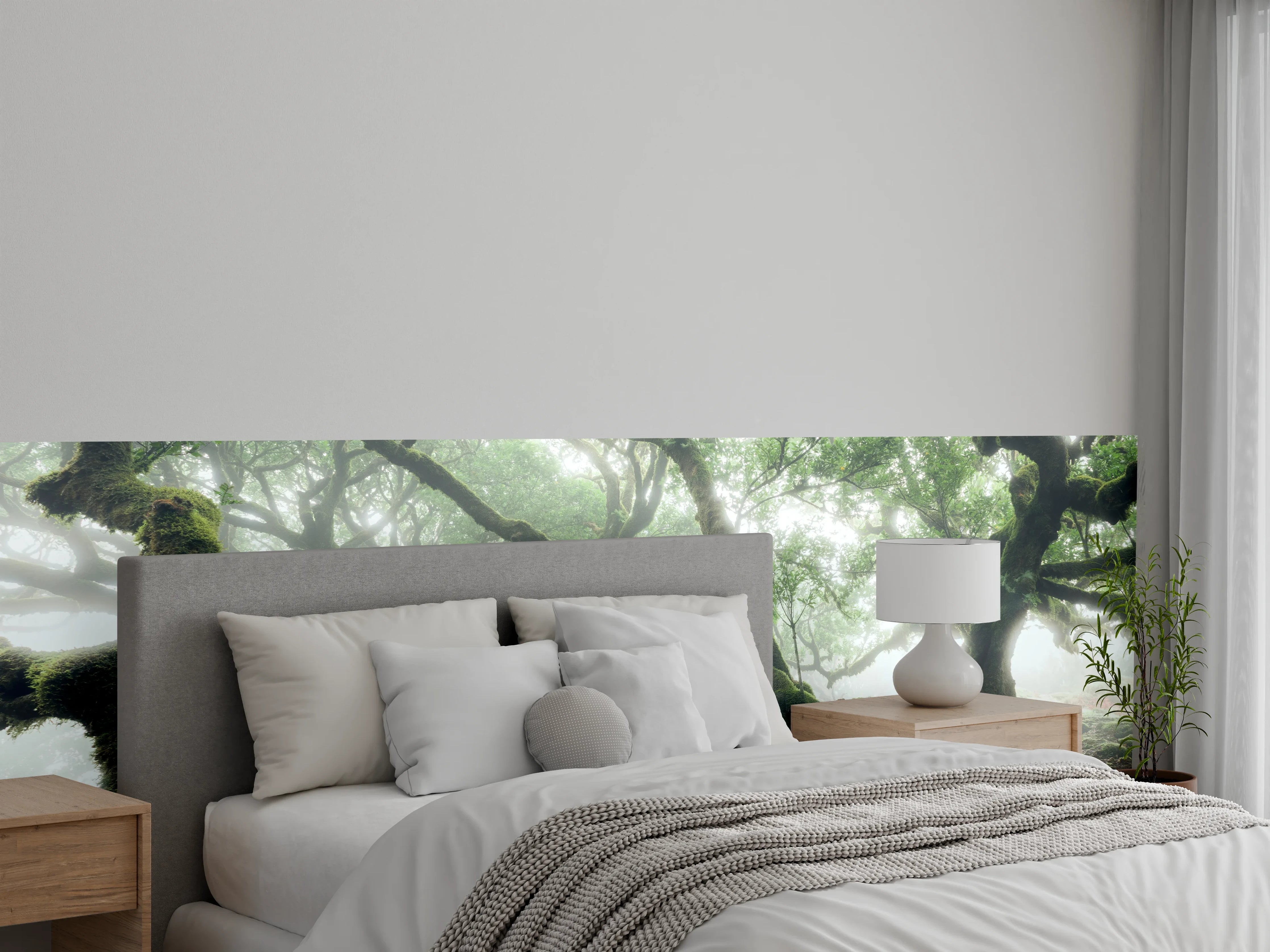 Wandverkleidung Schlafzimmer - Grauschimmer im weißen Nebelwald