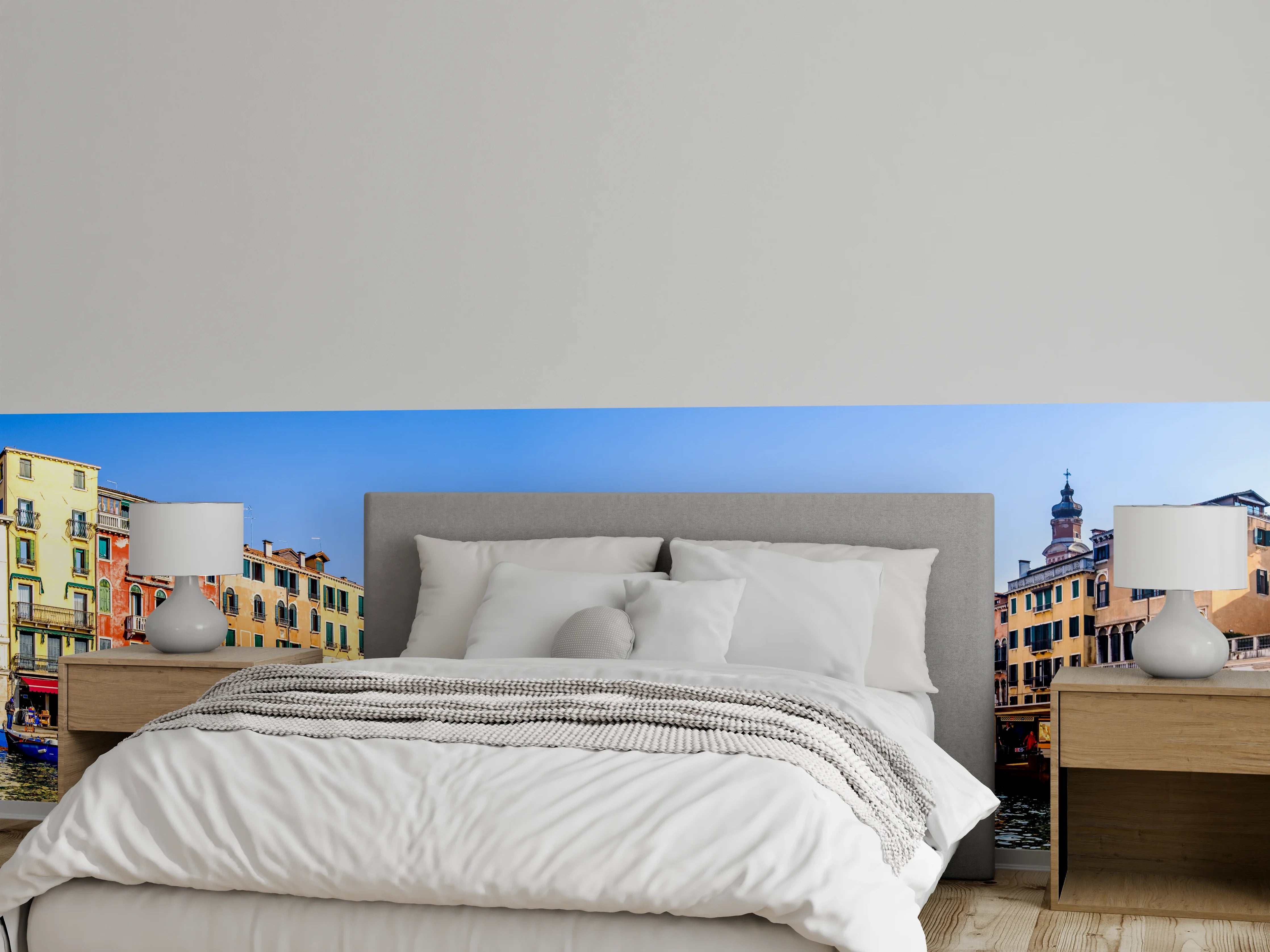 Wandverkleidung Schlafzimmer - Grauschimmer über Weiß: Rialtobrücke