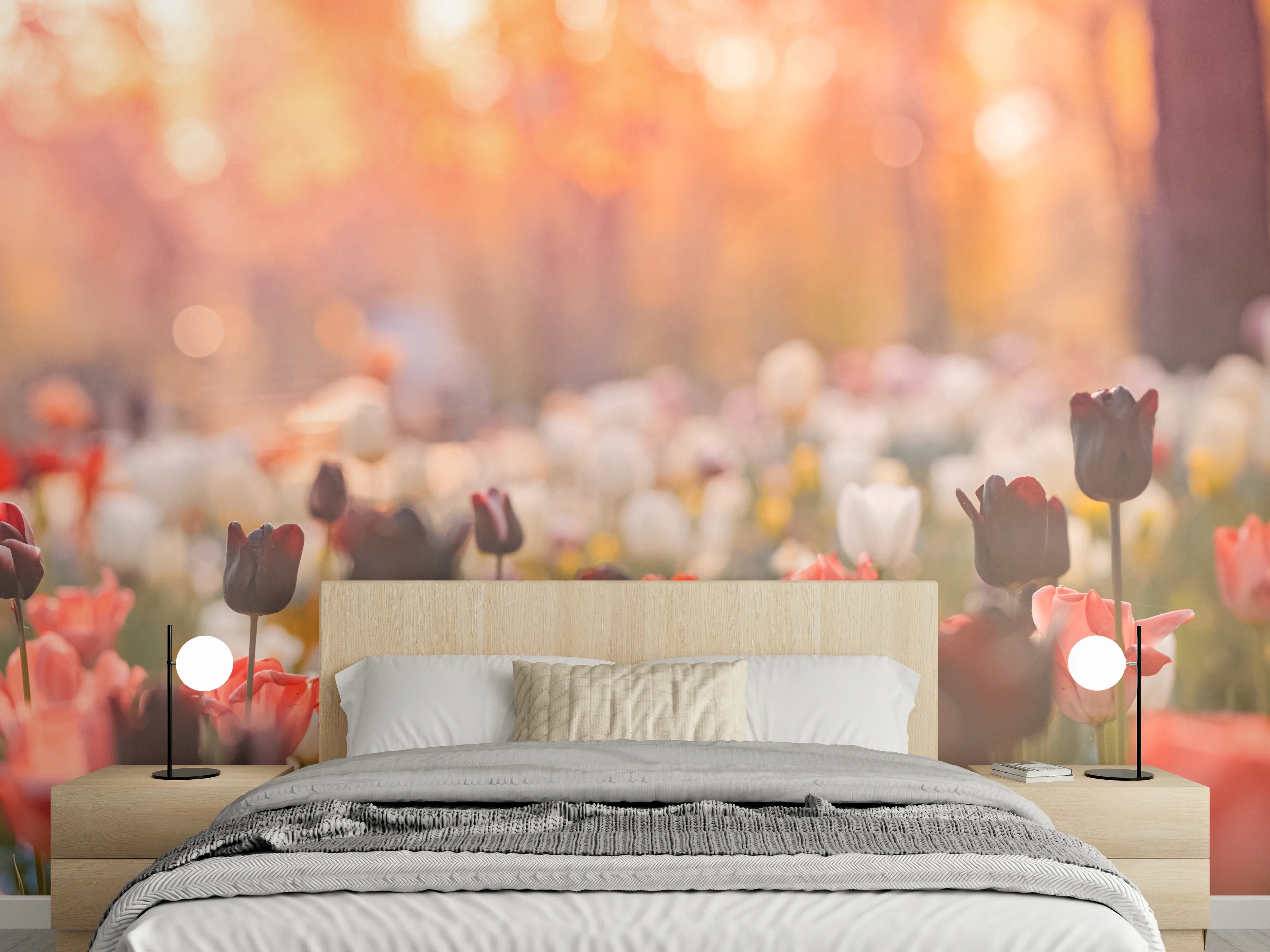Wandverkleidung Schlafzimmer - Grauweiße Tulpen im sanften Licht