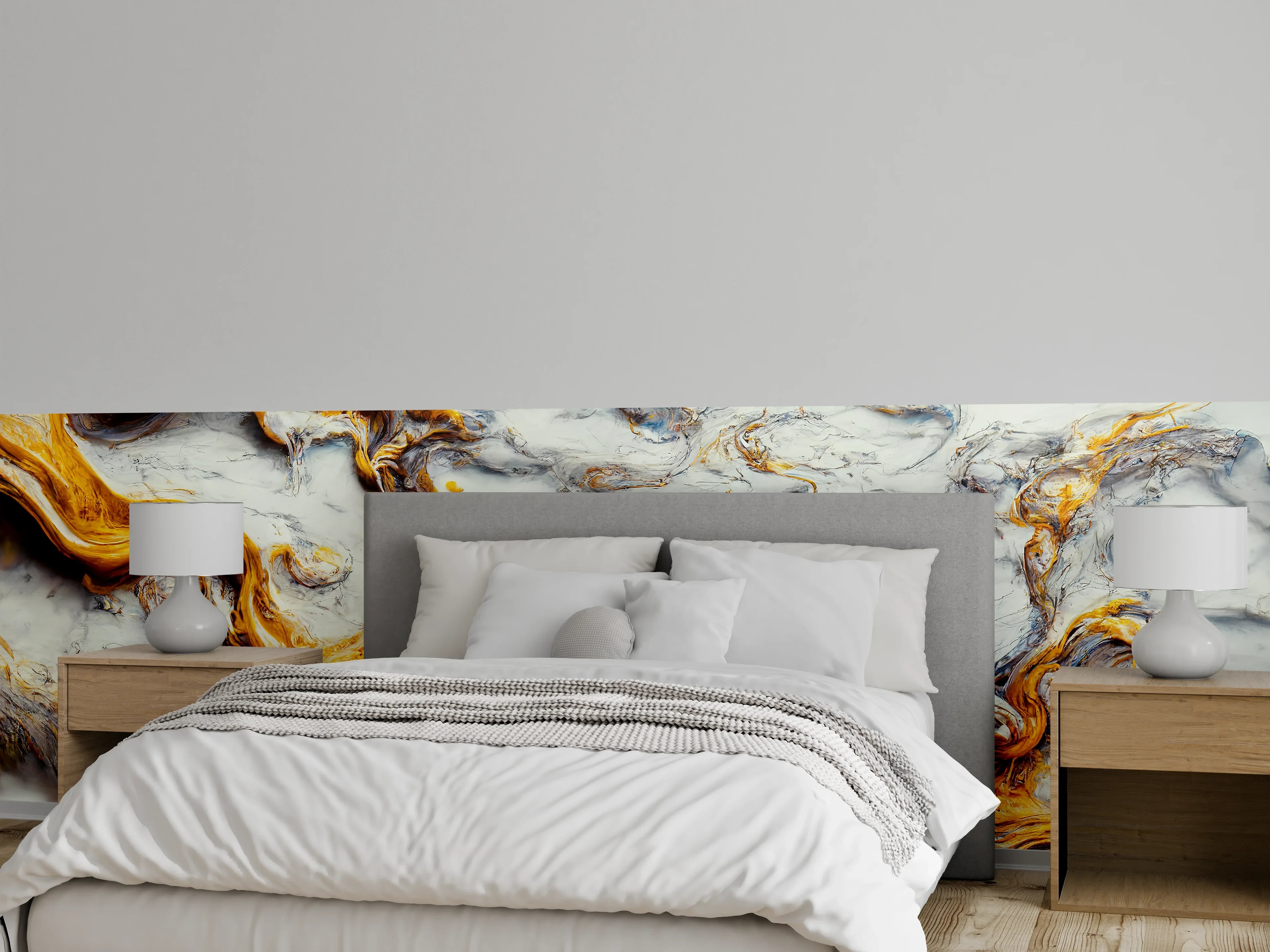 Wandverkleidung Schlafzimmer - Grauweißer Marmorlook mit Goldakzenten