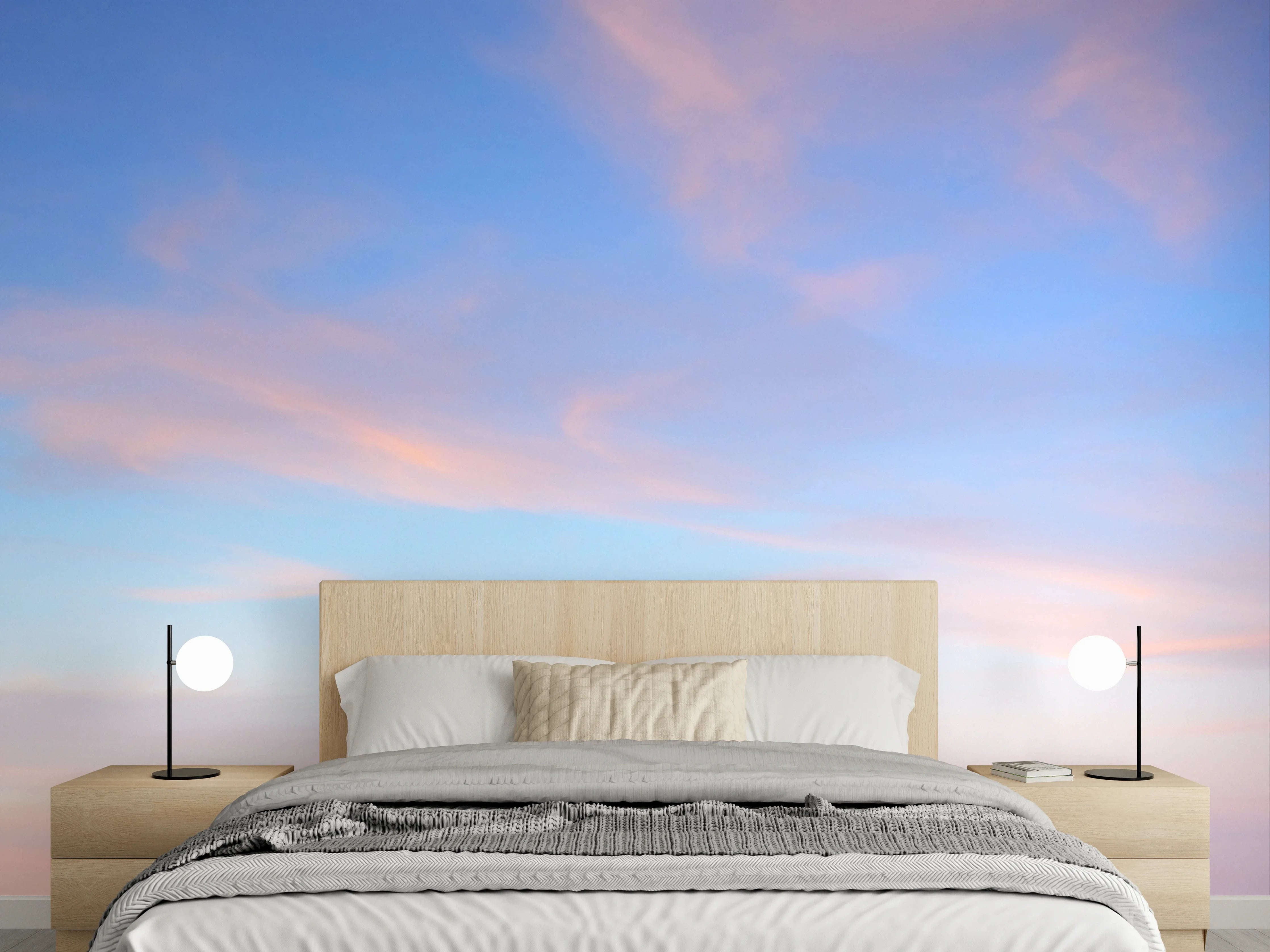 Wandverkleidung Schlafzimmer - Grauweißes Wolkenspiel am Pastellhimmel