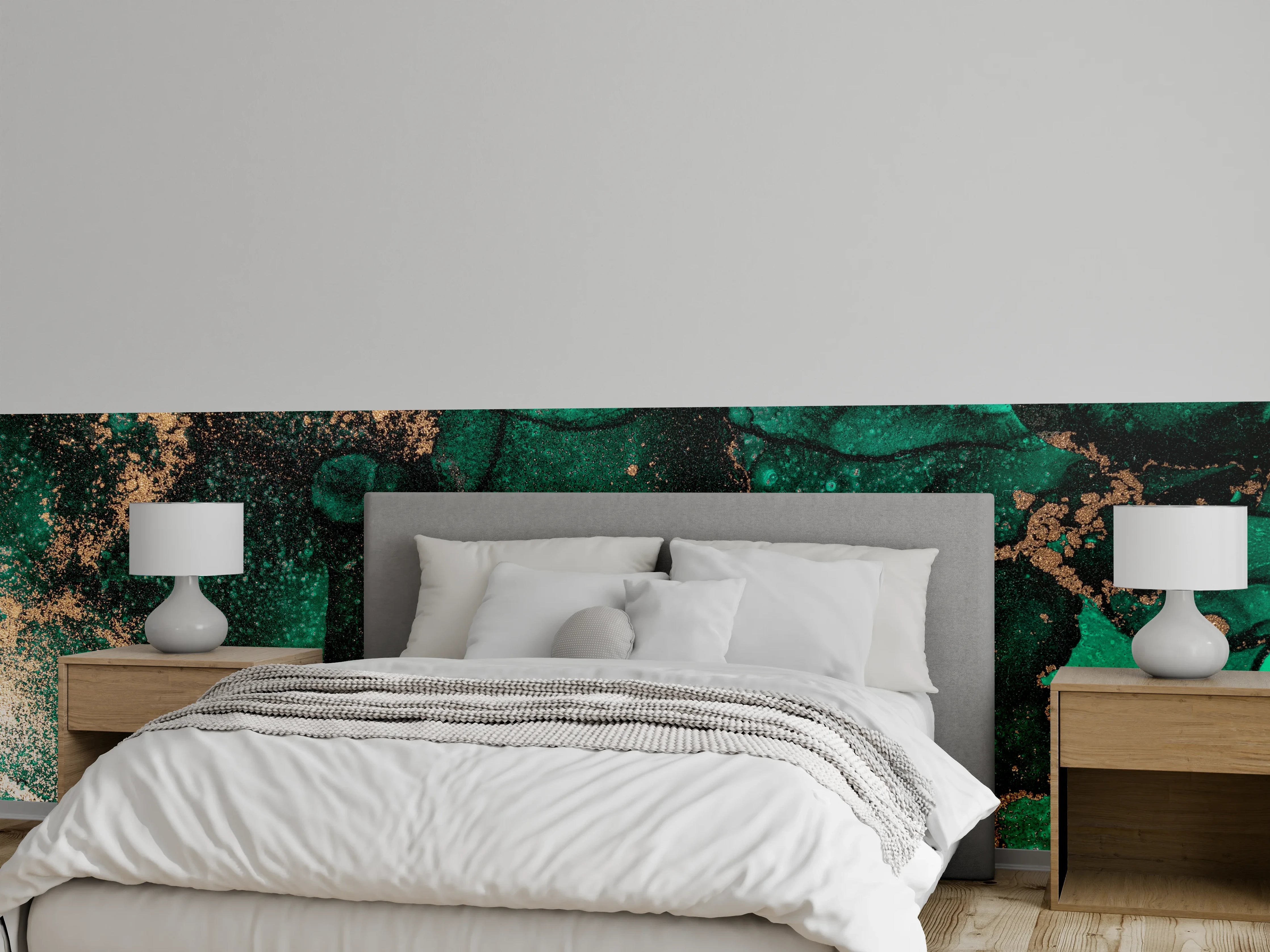 Wandverkleidung Schlafzimmer - Grünes Marmor-Design mit goldenen Akzenten