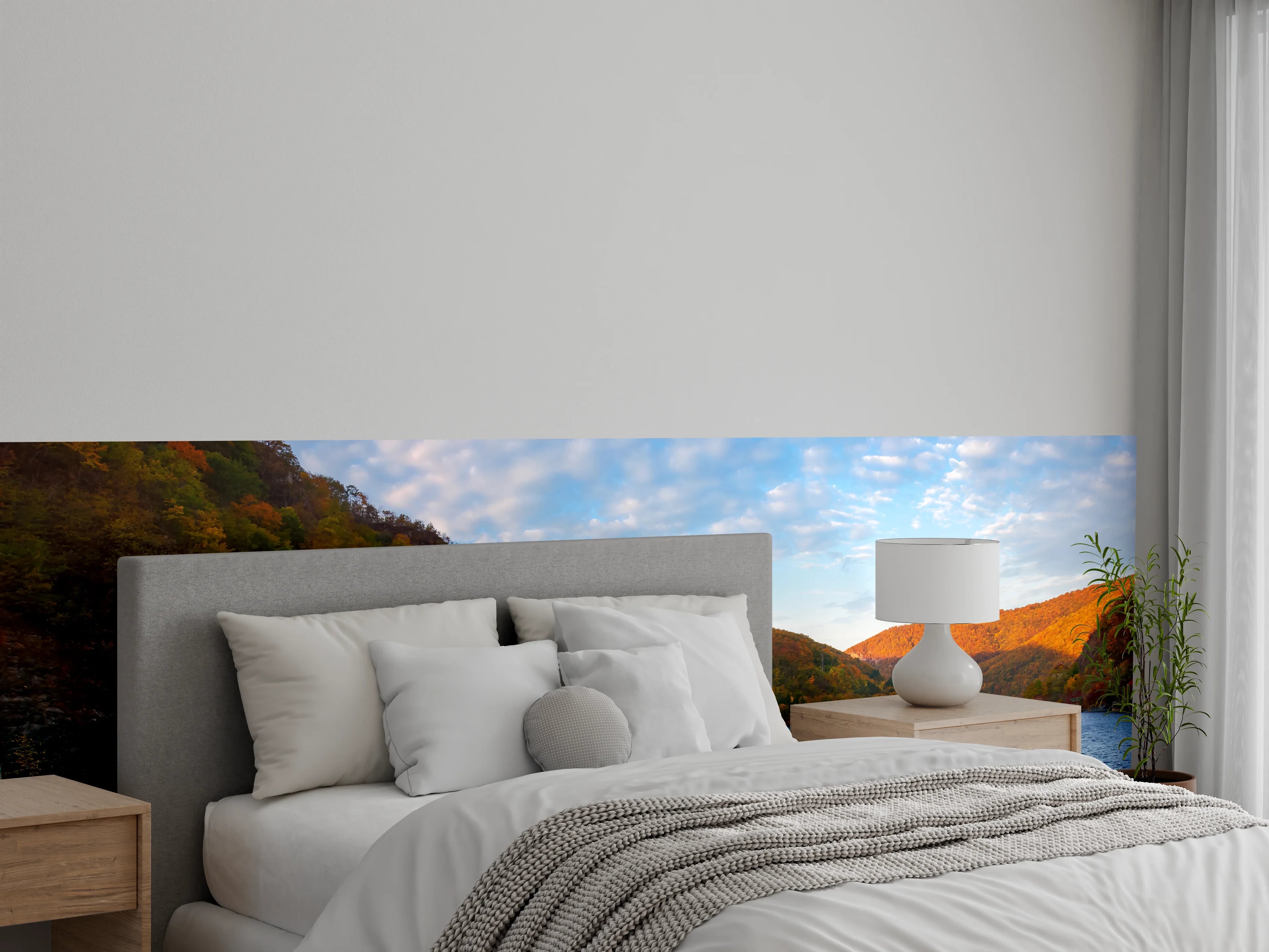 Wandverkleidung Schlafzimmer - Herbstlicher See mit Bergen