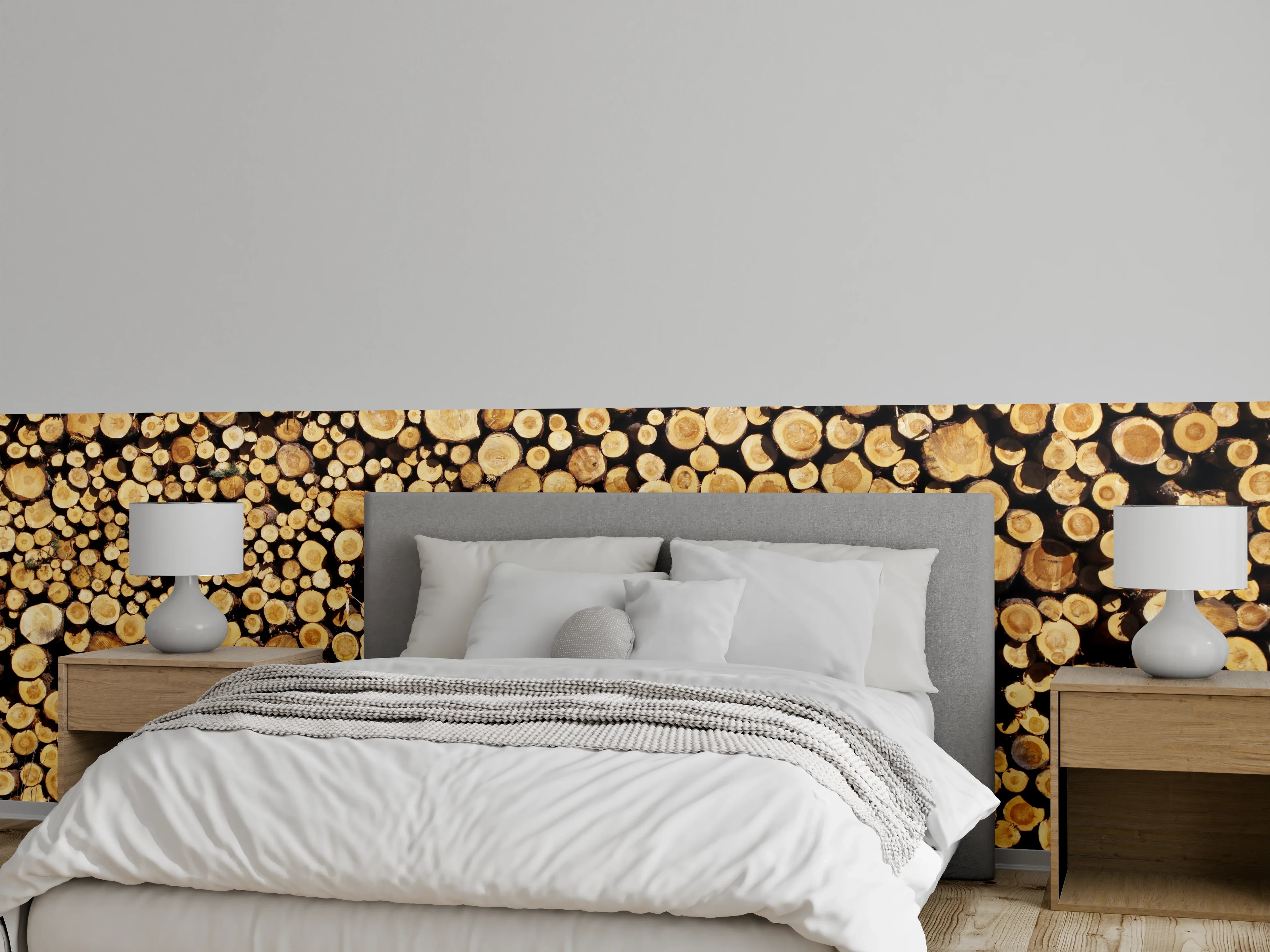 Wandverkleidung Schlafzimmer - Holzstämme in warmem Farbton