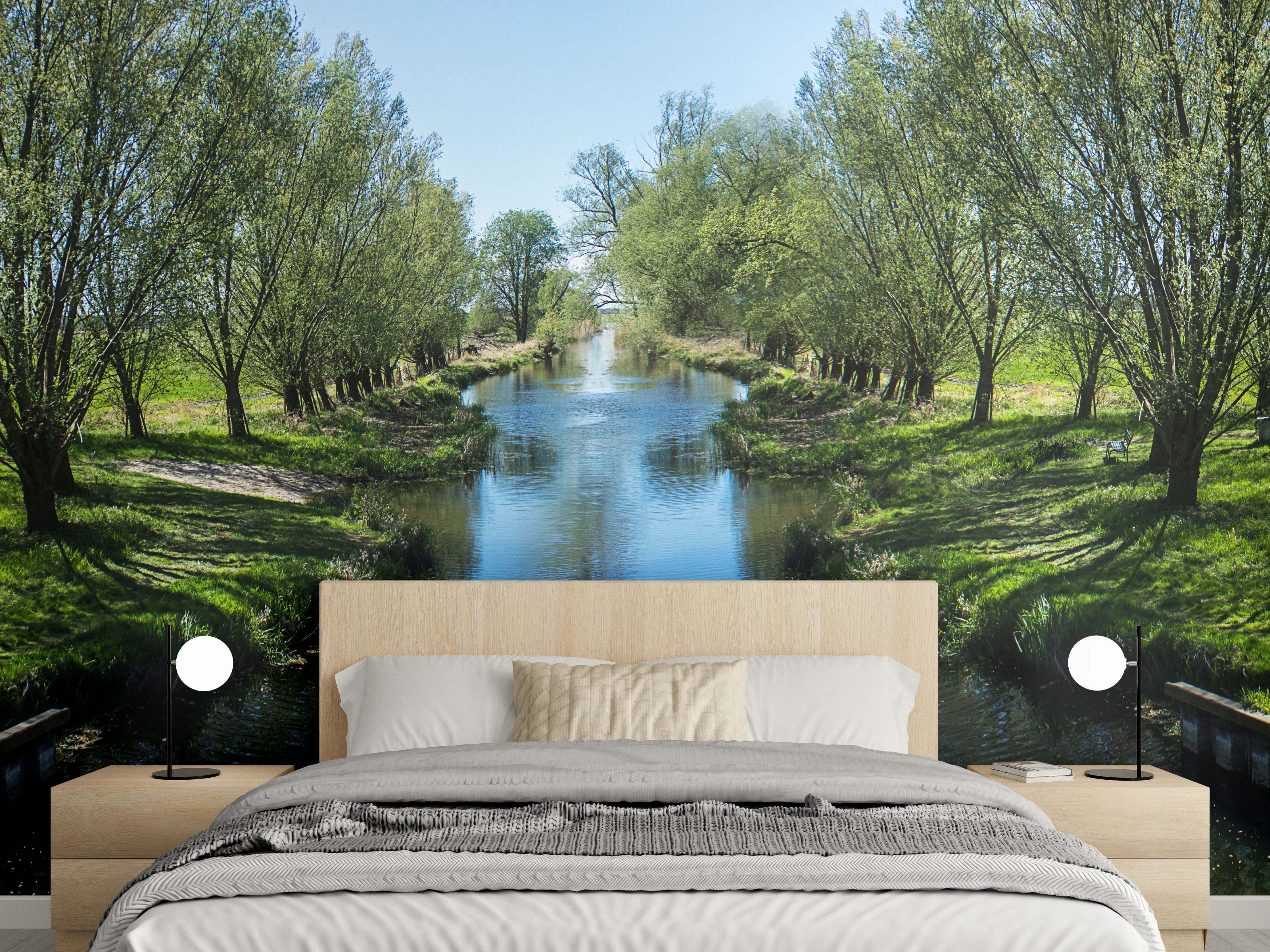 Wandverkleidung Schlafzimmer - Idyllischer Fluss mit Baumallee