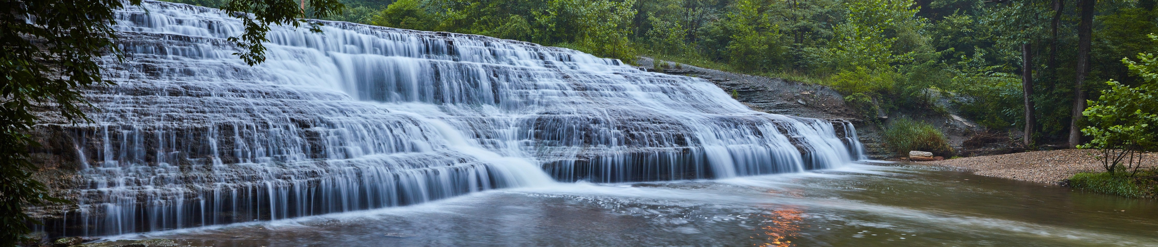 Wandverkleidung Schlafzimmer-Indiana Wasserfall