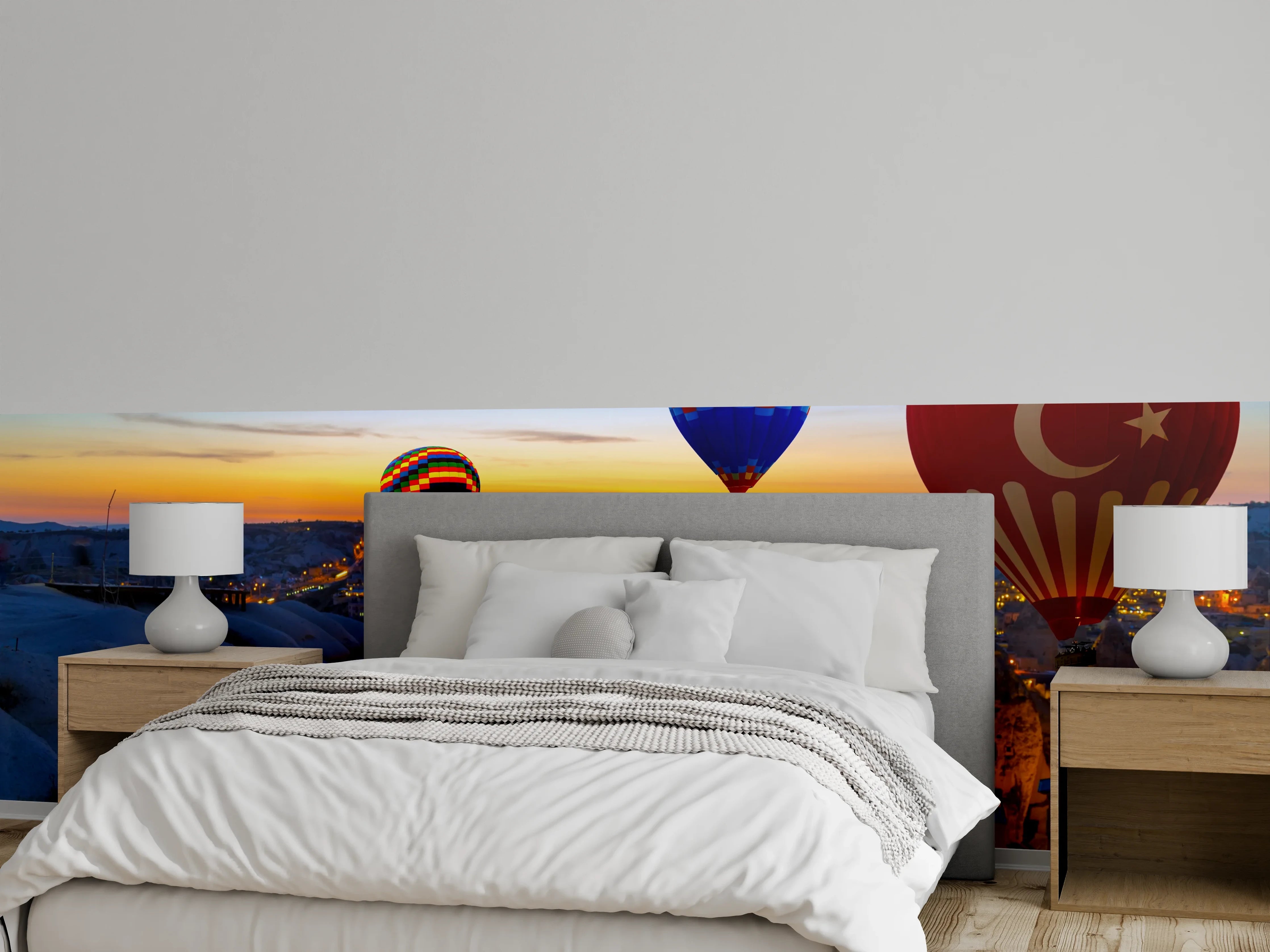 Wandverkleidung Schlafzimmer - Kappadokien Ballons über leuchtender Landschaft