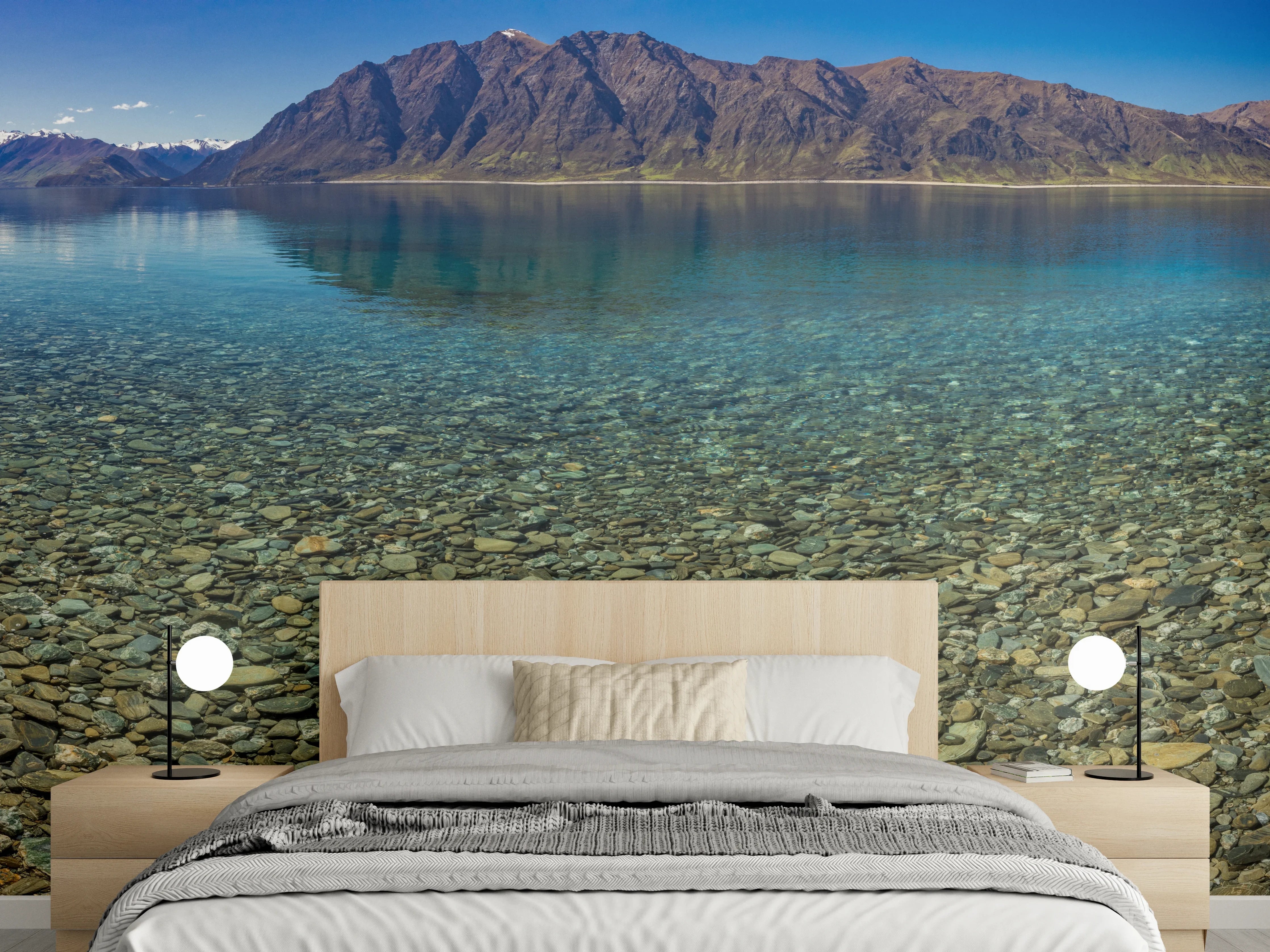 Wandverkleidung Schlafzimmer - Kristallklarer Bergsee mit Gebirgspanorama