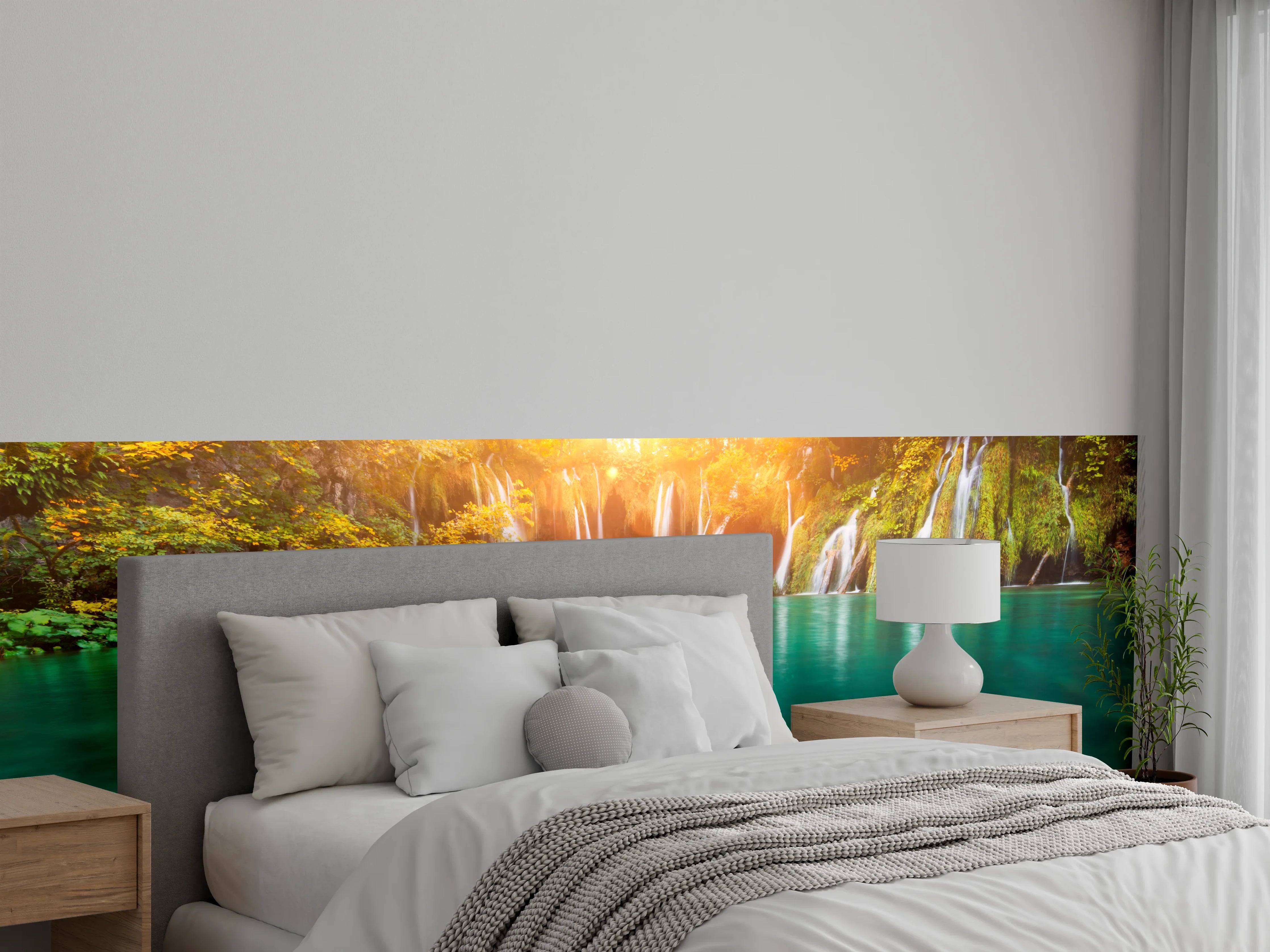 Wandverkleidung Schlafzimmer - Magischer Wasserfall im goldenen Herbstwald