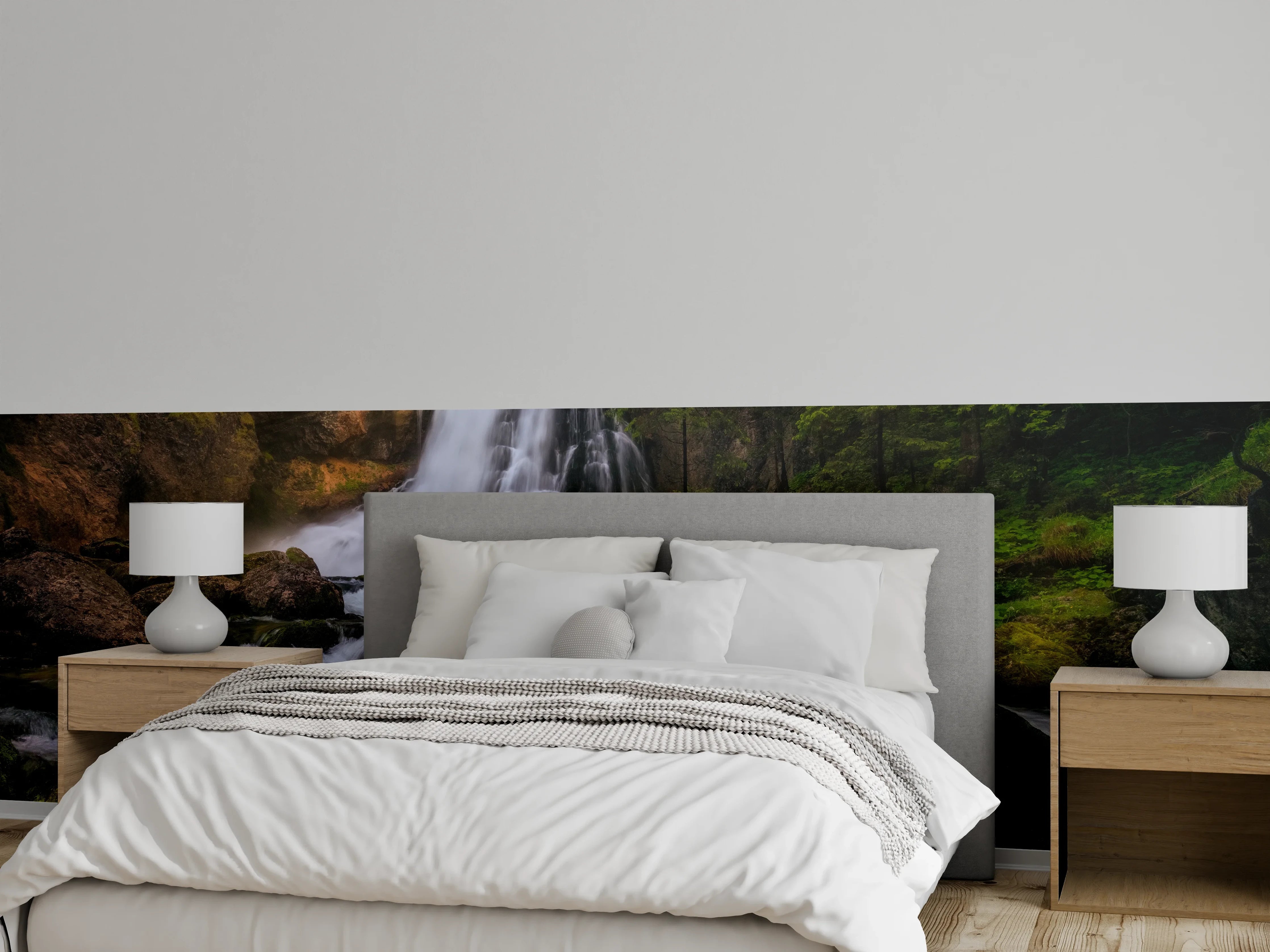 Wandverkleidung Schlafzimmer - Majestätischer Wasserfall im Wald