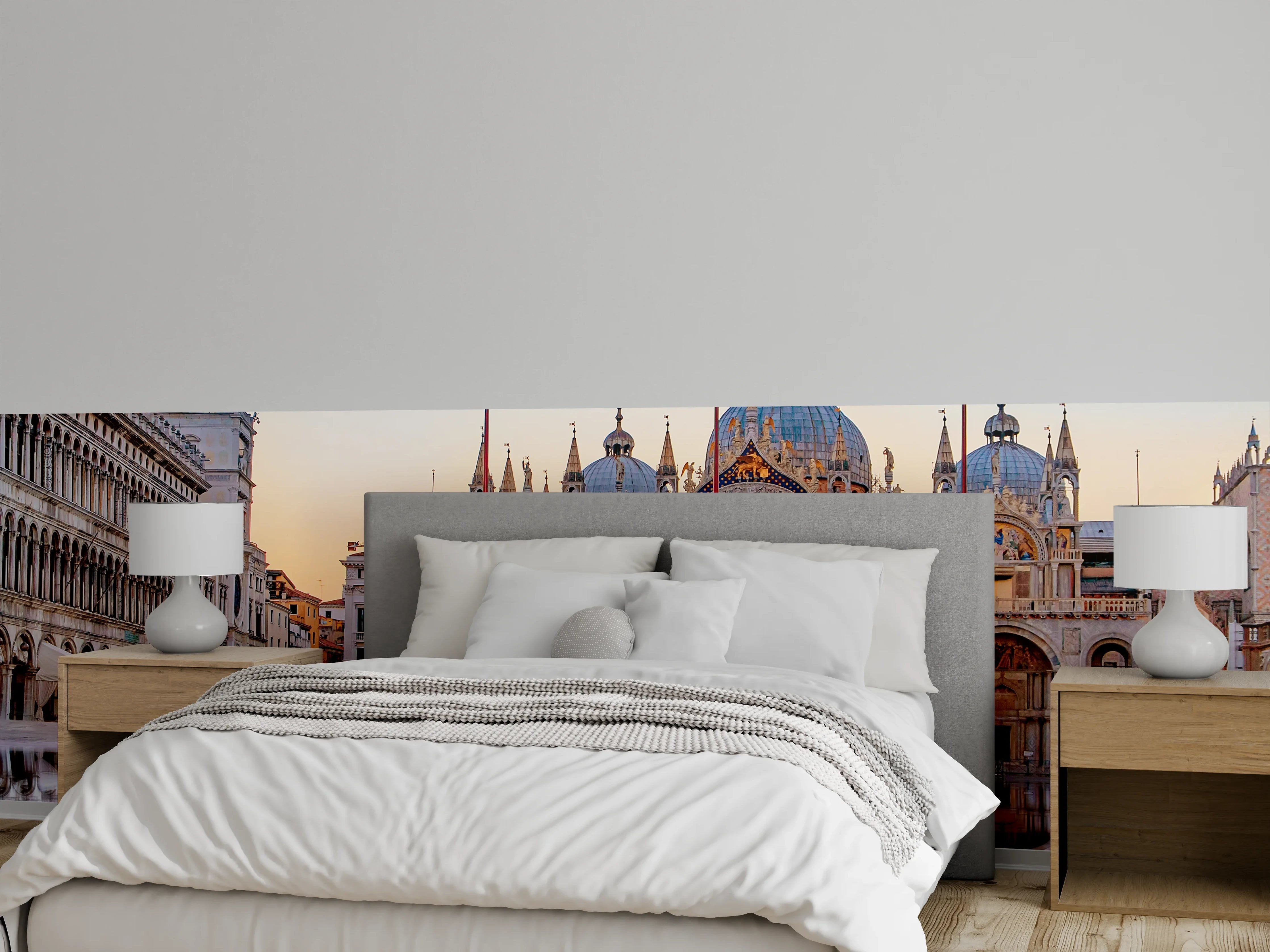 Wandverkleidung Schlafzimmer - Markusdom Venedig: Spiegelung im Sonnenaufgang