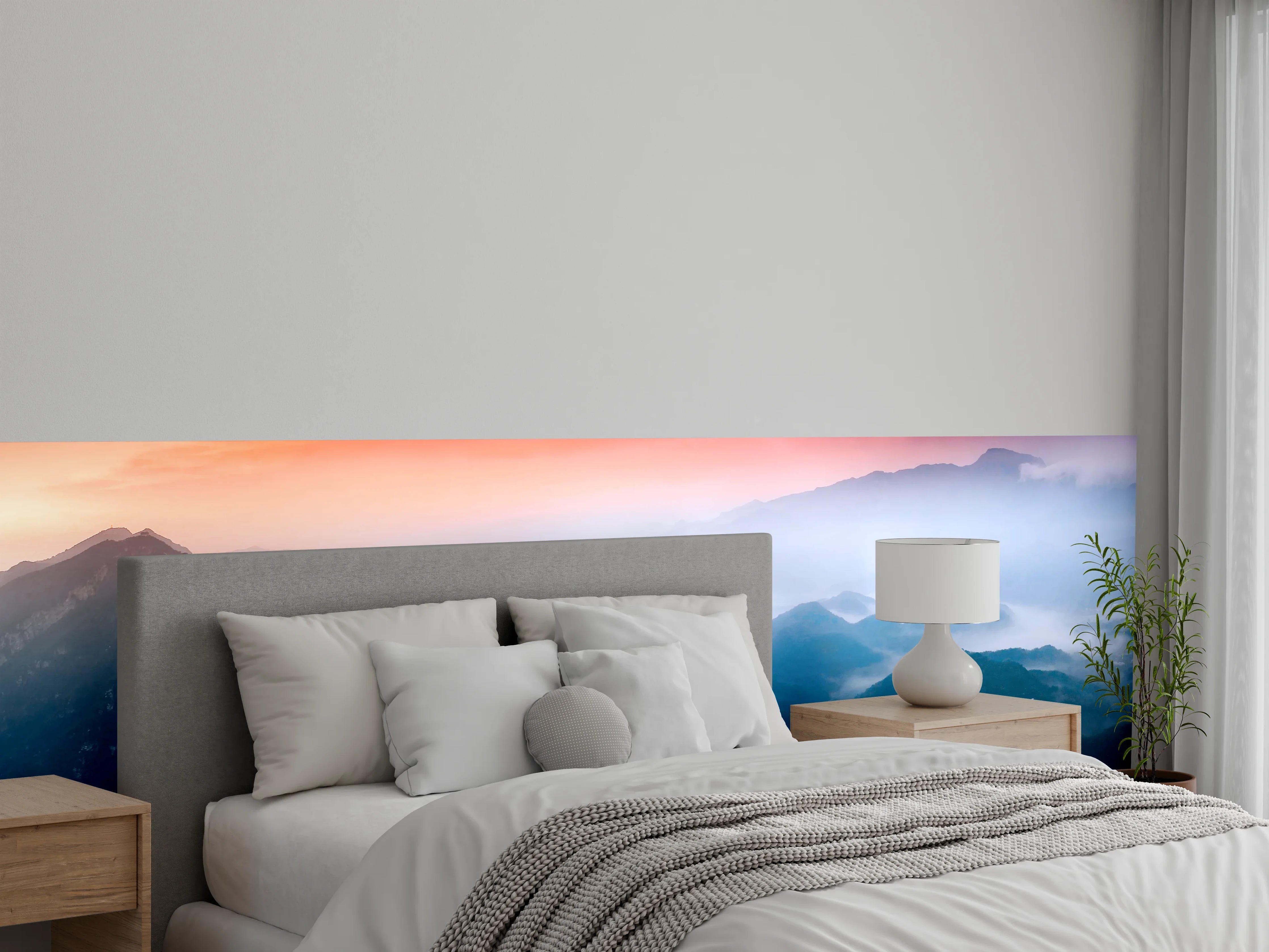 Wandverkleidung Schlafzimmer - Mystische Berglandschaft bei Sonnenaufgang